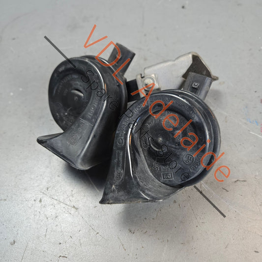 6R0951221A 6R0951223A   VW Polo 6R Horn Set 6R0951223A 6R0951221A