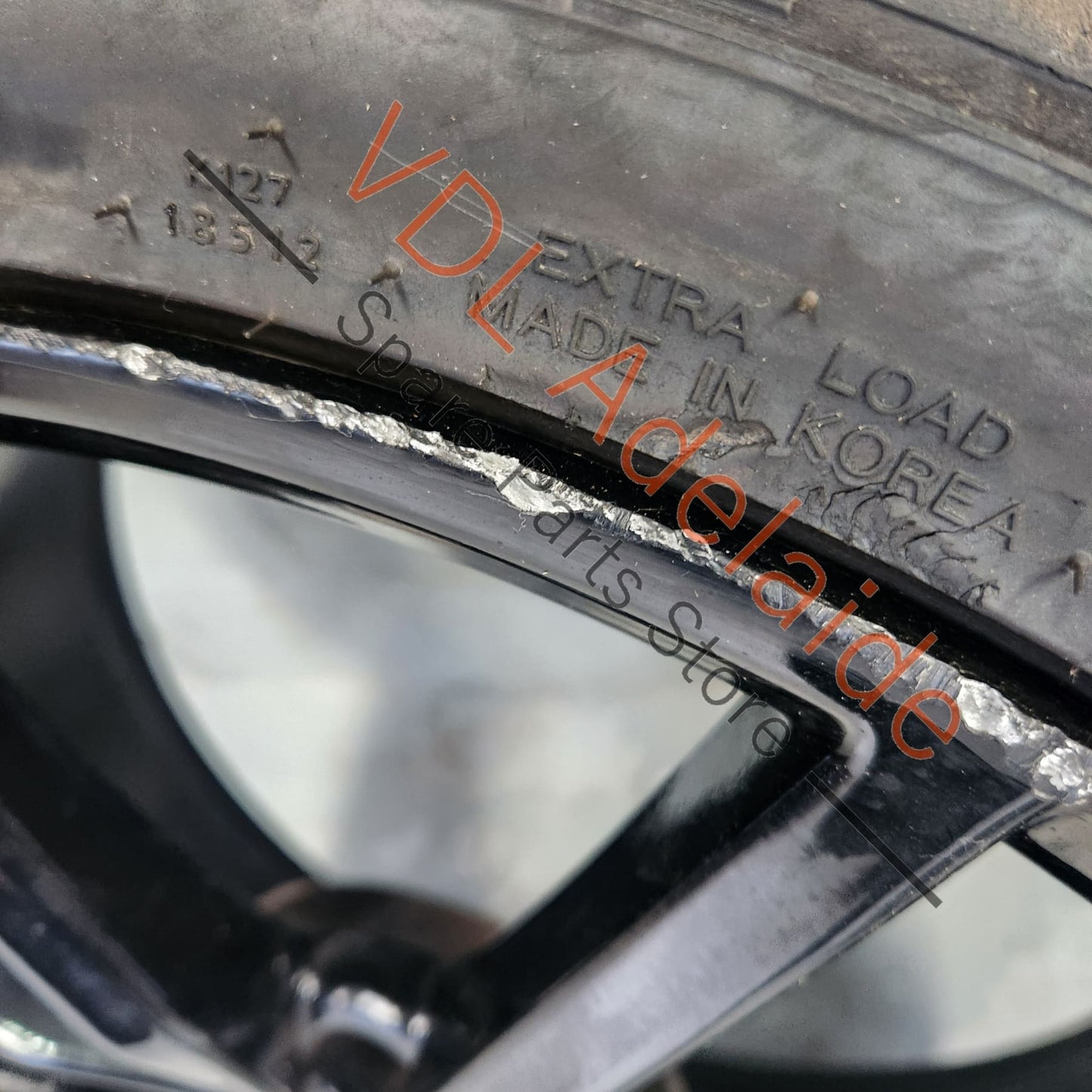 5G0601025AJAX1 5G0601025AJ VW Golf 19in Pretoria style alloy wheel Straight & free of cracks 19x8.5 ET 45 #02