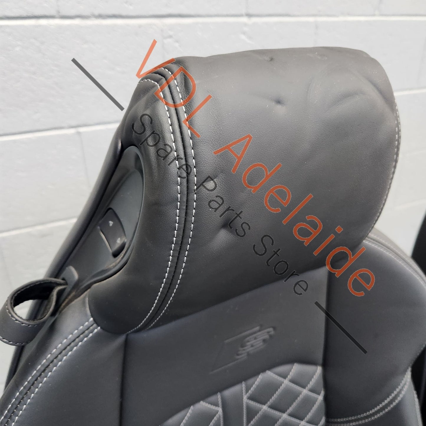 Audi S5 B9 B9.5 Pair of Front Seats Diamond Stitch Leather GRADE 2