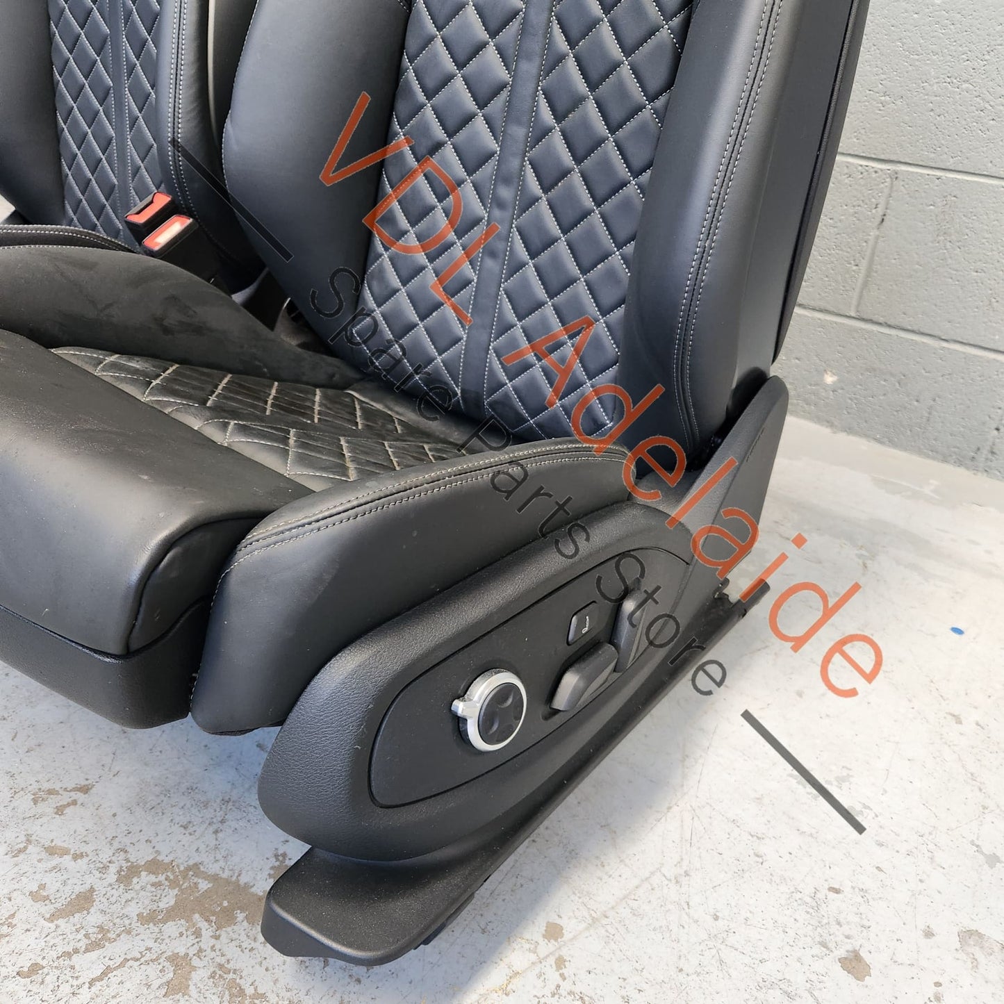 Audi S5 B9 B9.5 Pair of Front Seats Diamond Stitch Leather GRADE 2