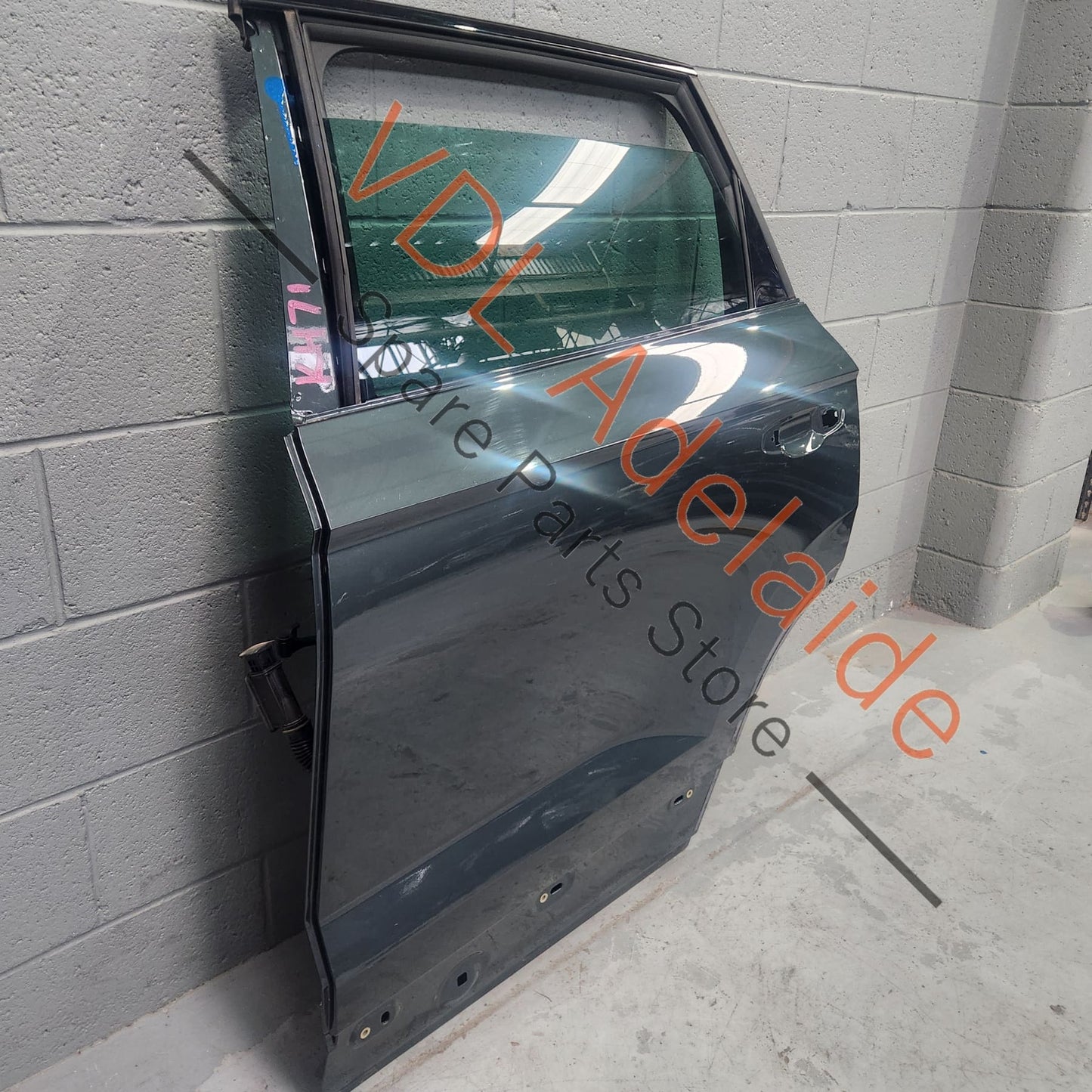 575 833 051 J Cupra Ateca Rear Left Door Shell w Glass 9S / X6T Camouflage Green Metallic 575833051J