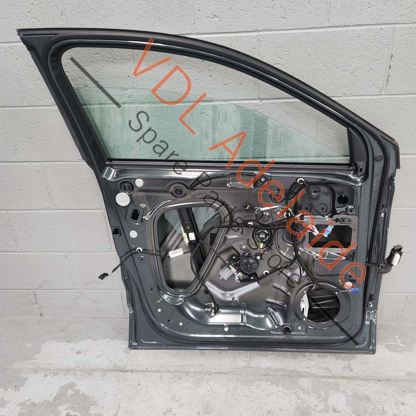 575831051E Cupra Ateca Front Left Door Shell w Glass 9S / X6T Camouflage Green Metallic 575831051E
