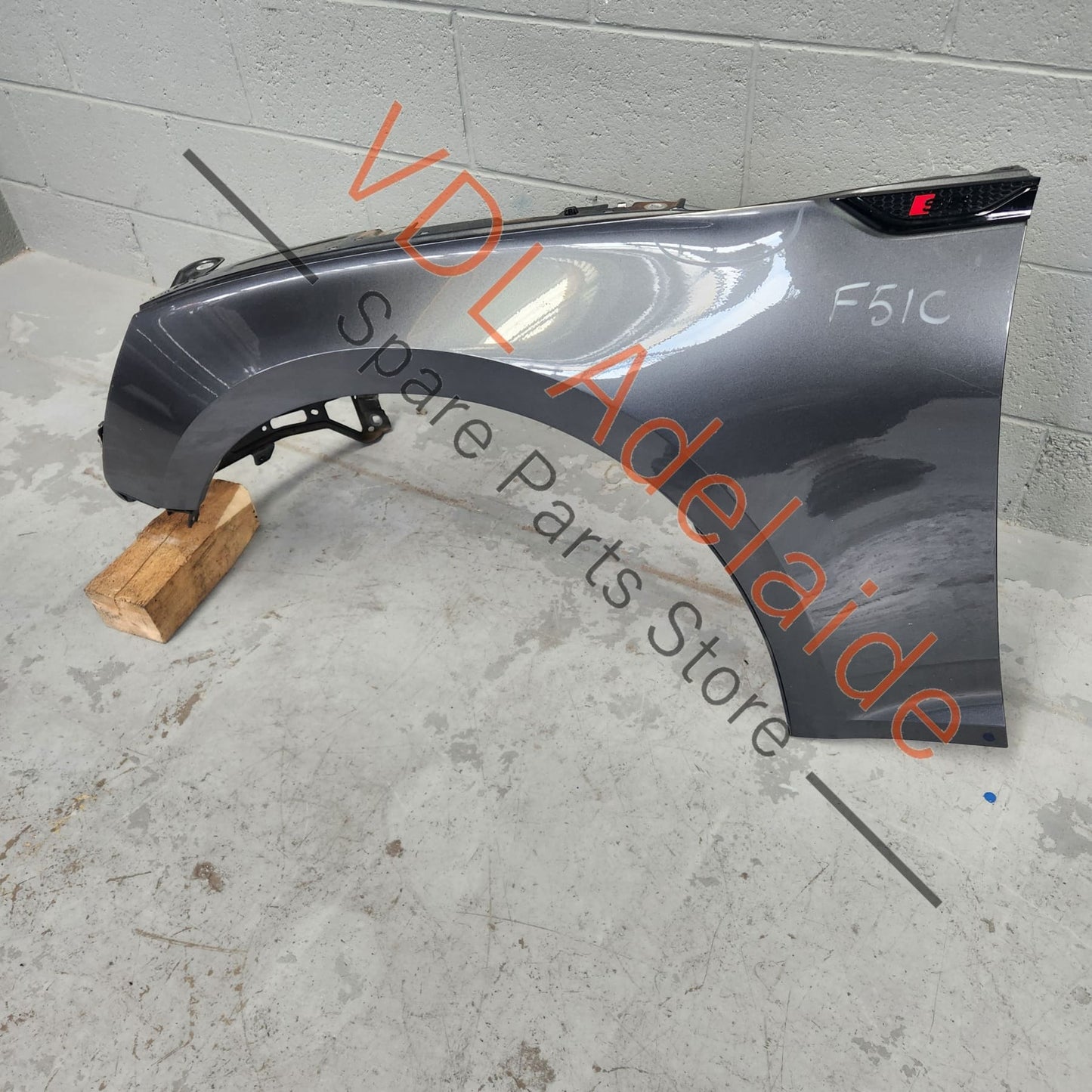 8W6821105B Audi A5 S5 Front Left Quarter Fender Mudguard Panel 8W6821105B Daytona Grey Pearl LZ7S/6Y/Z7S