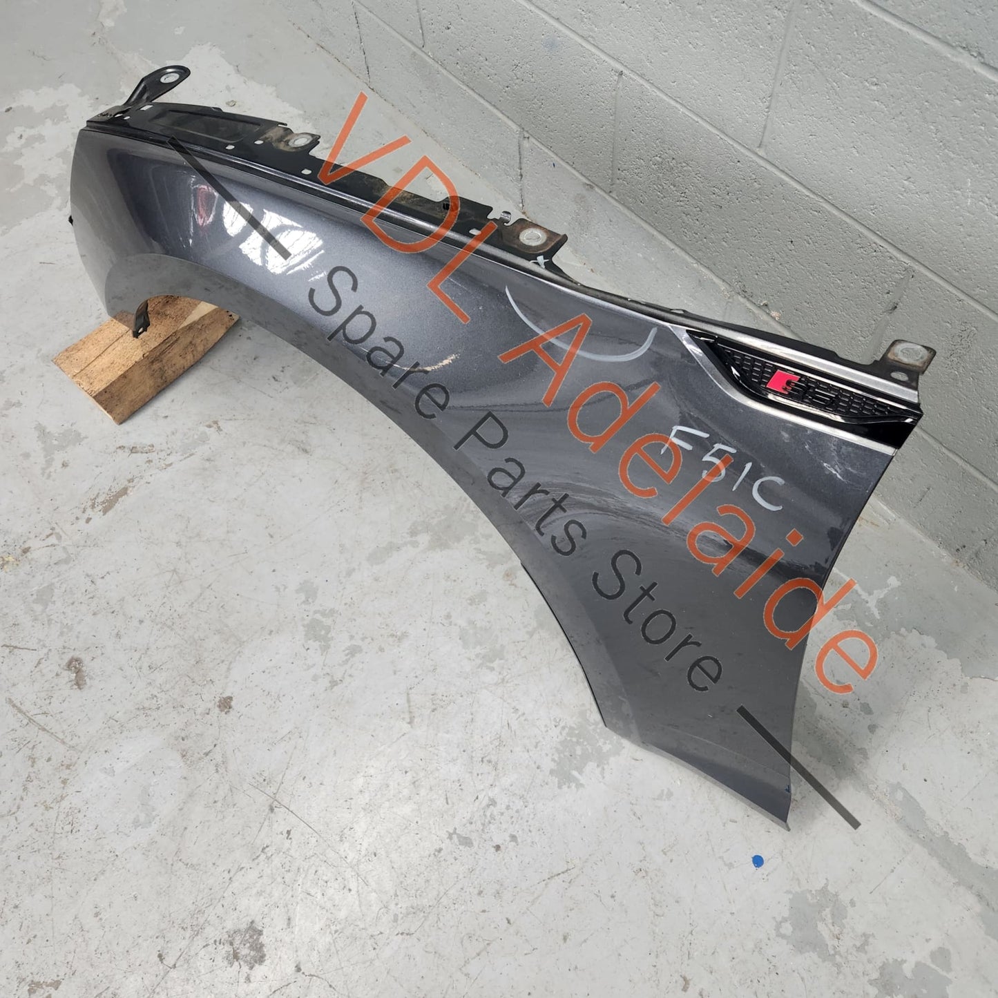 8W6821105B Audi A5 S5 Front Left Quarter Fender Mudguard Panel 8W6821105B Daytona Grey Pearl LZ7S/6Y/Z7S
