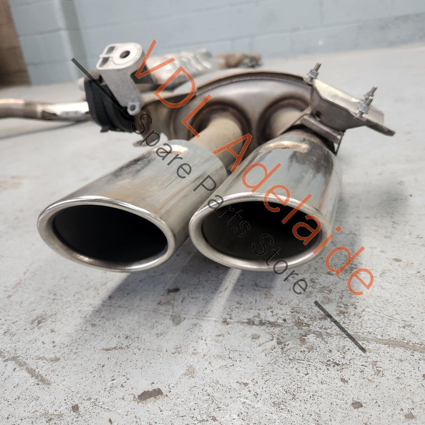 8W0253610C 8W0253609K Audi S5 F5 B9 Rear Exhaust Muffler System with Quad Tail Pipe Outlets
