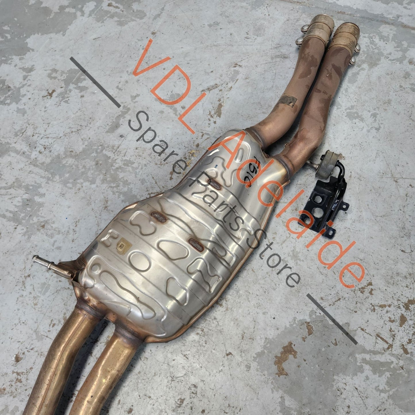 8W0253610C 8W0253609K Audi S5 F5 B9 Rear Exhaust Muffler System with Quad Tail Pipe Outlets