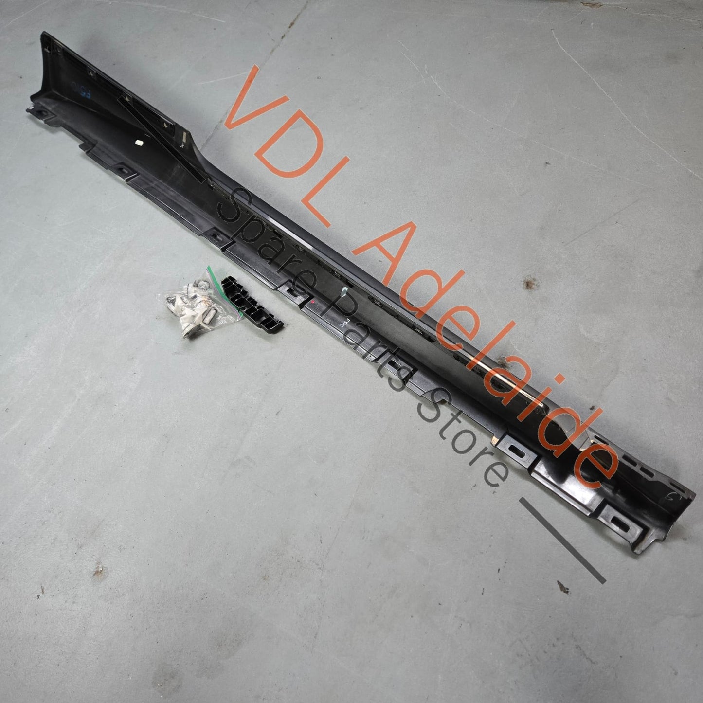 8W6853859E 8W6853855FGRU Audi S5 F5 B9 Left Side Sill Trim Sideskirt Skirt Rocker Moulding 8W6853855F GRU Daytona Grey Pearl LZ7S/6Y/Z7S