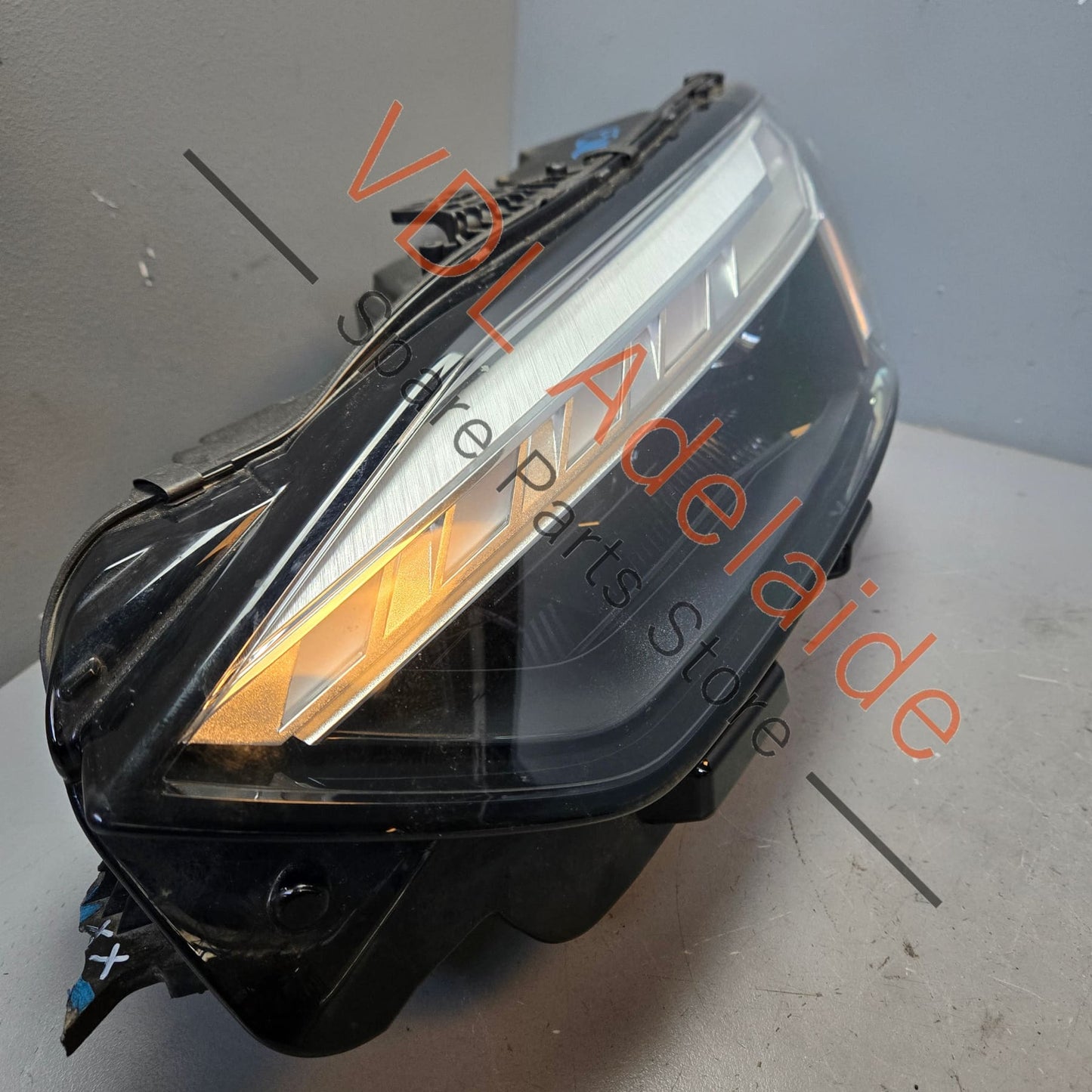 8W6941039A Audi A5 S5 2023 Left Matrix LED Headlight 8W6941039A