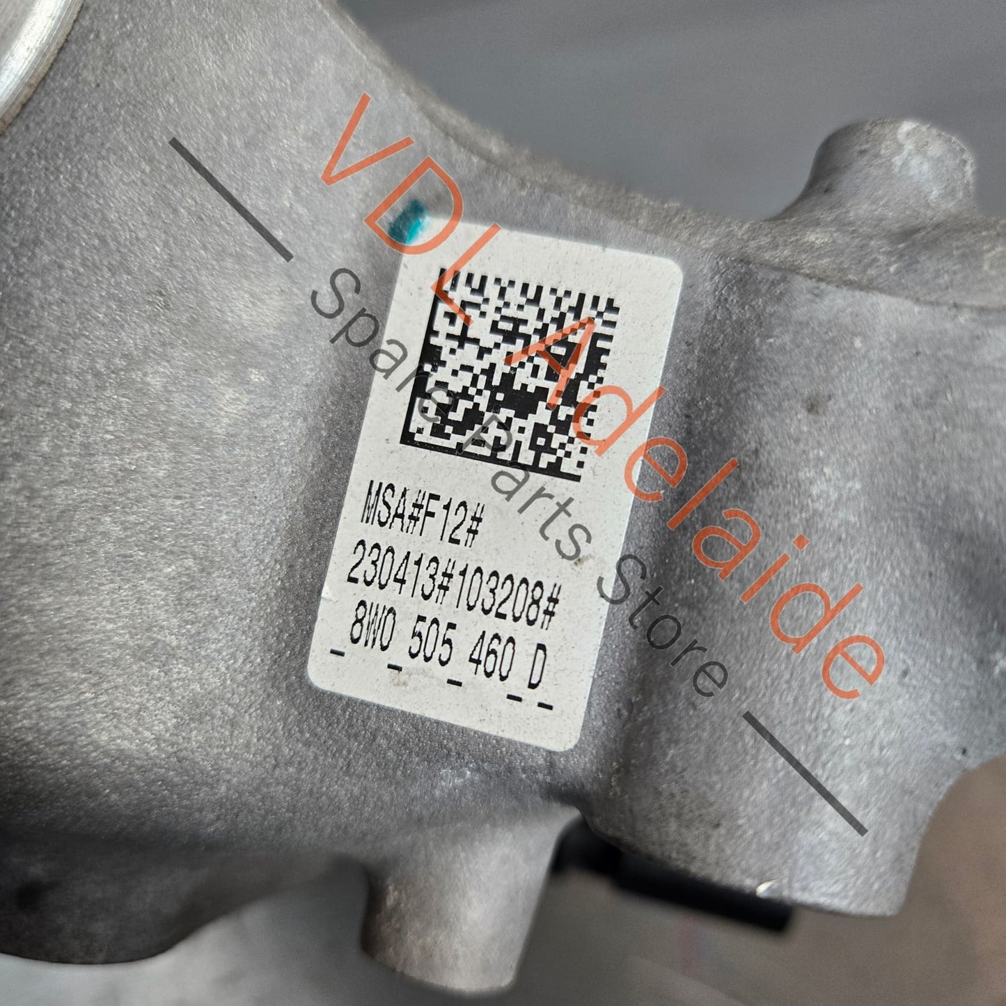 8W0505432Q 8W0505460D Audi A4 A5 RS5 RS4 Rear Right Wheel Hub Knuckle Bearing Housing 8W0505432Q 8W0505460D