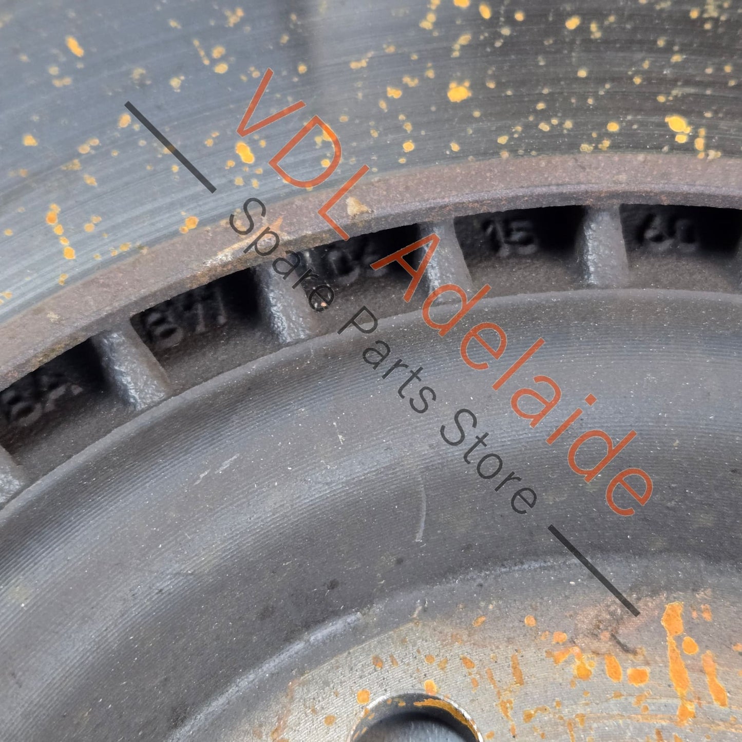 8W0615601K Audi S5 S4 B9 Rear Brake Disc Rotor Set 330x22mm 8W0615601K 80% remaining life