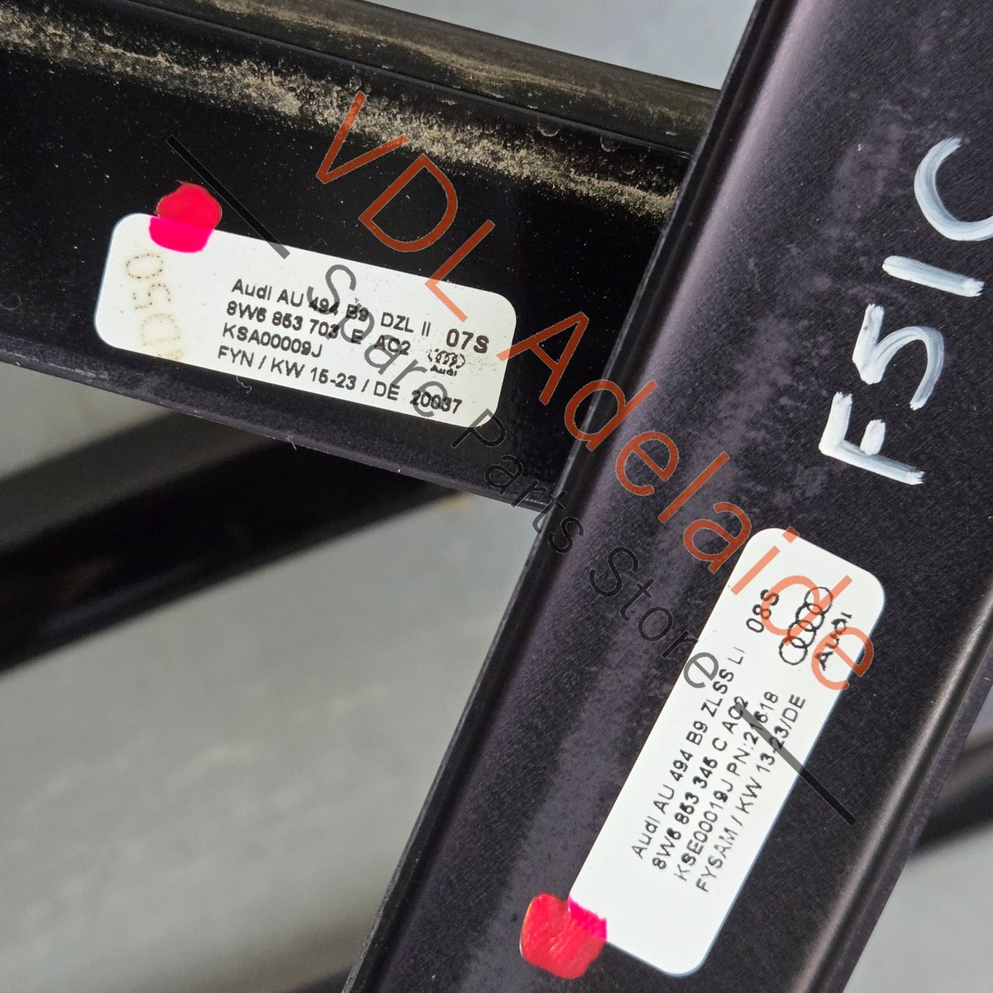 8W6853704ET94 8W6853703ET94 Genuine Audi A5 S5 RS5 B9 F5 Exterior Gloss Black Window Frame Trim Set Left & Right