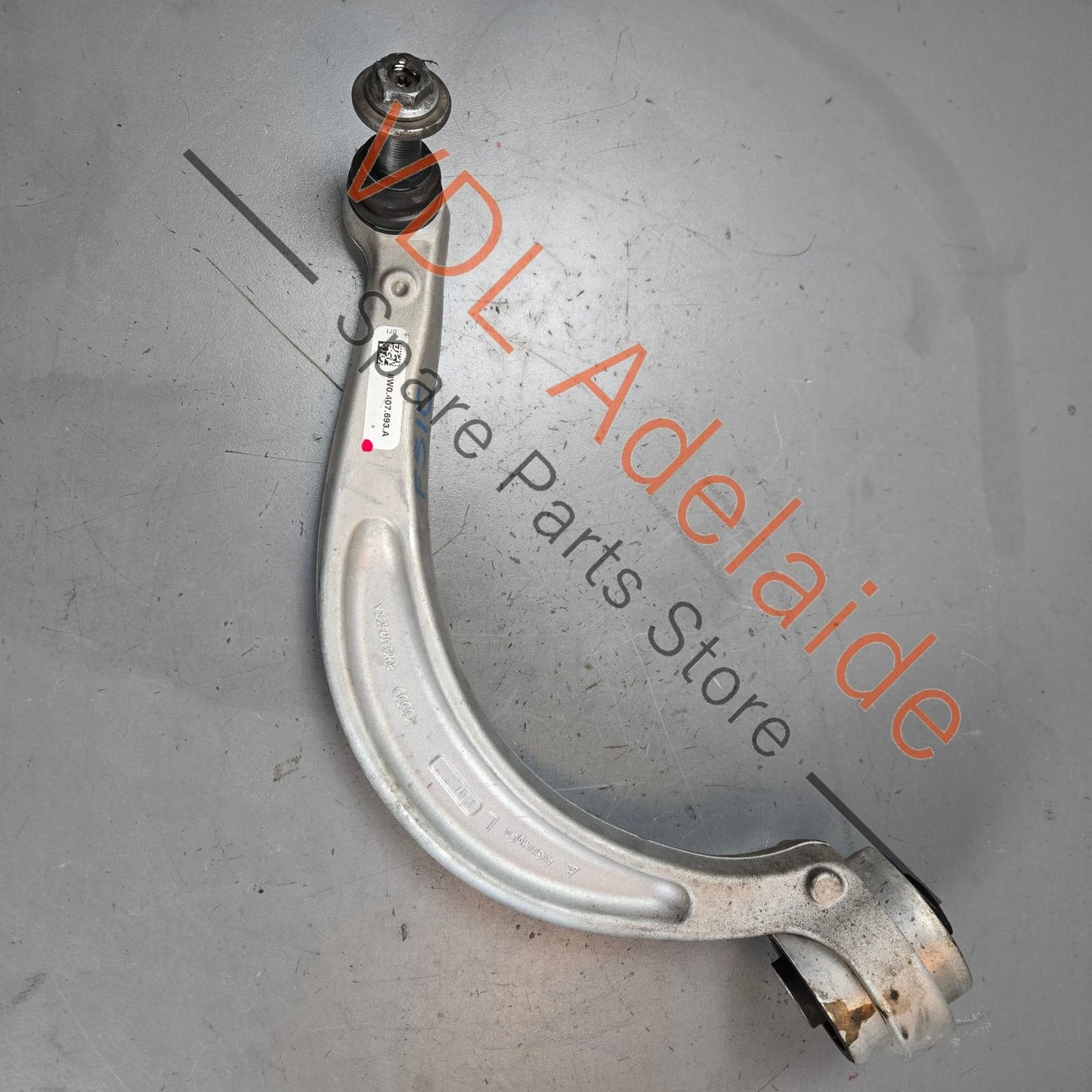 8W0407693A 8W0407695B 8W0407693B Audi A4 S4 A5 S5 B9 Front Left Suspension Lower Control Arm 8W0407693B 8W0407695B 8W0407693A