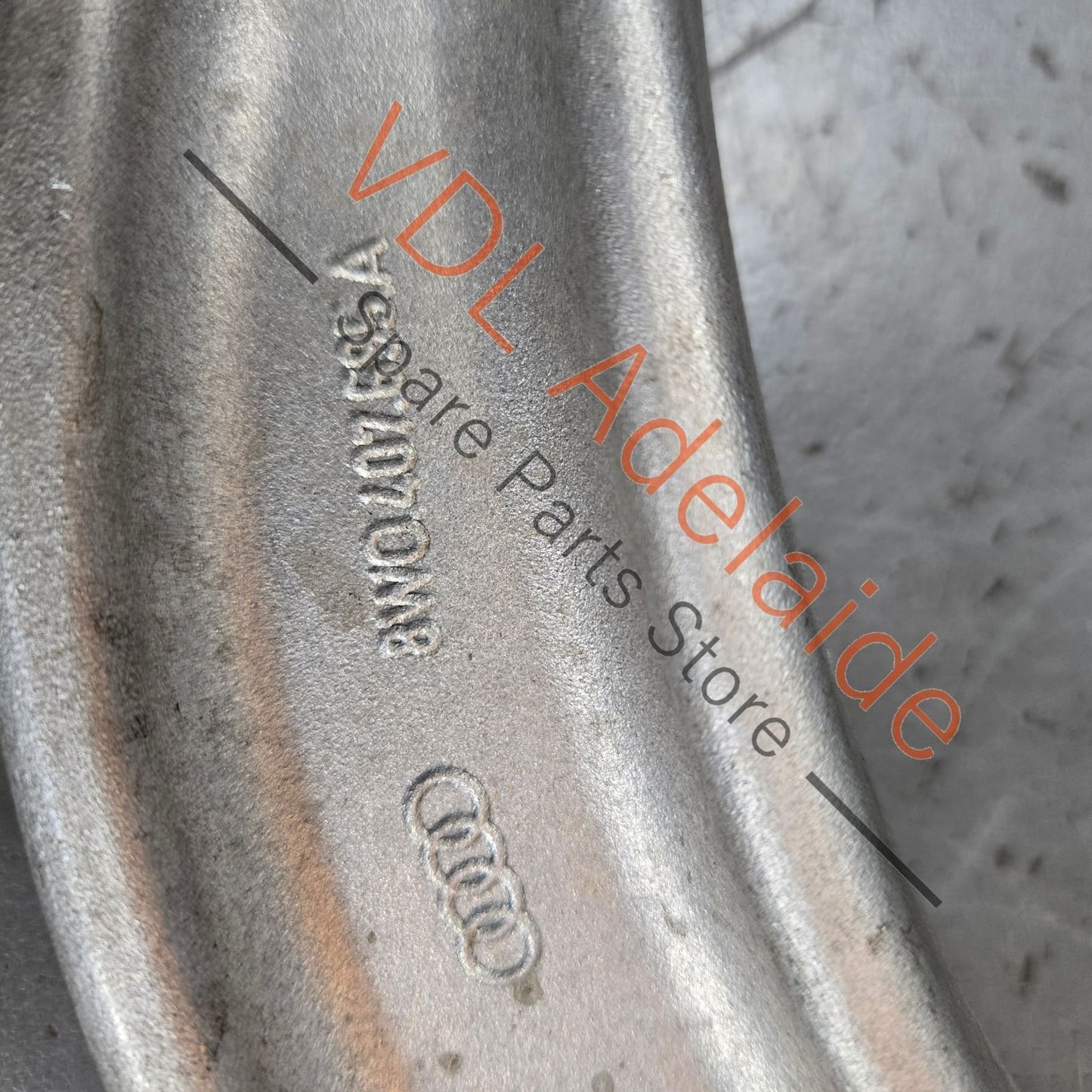 8W0407693A 8W0407695B 8W0407693B Audi A4 S4 A5 S5 B9 Front Left Suspension Lower Control Arm 8W0407693B 8W0407695B 8W0407693A