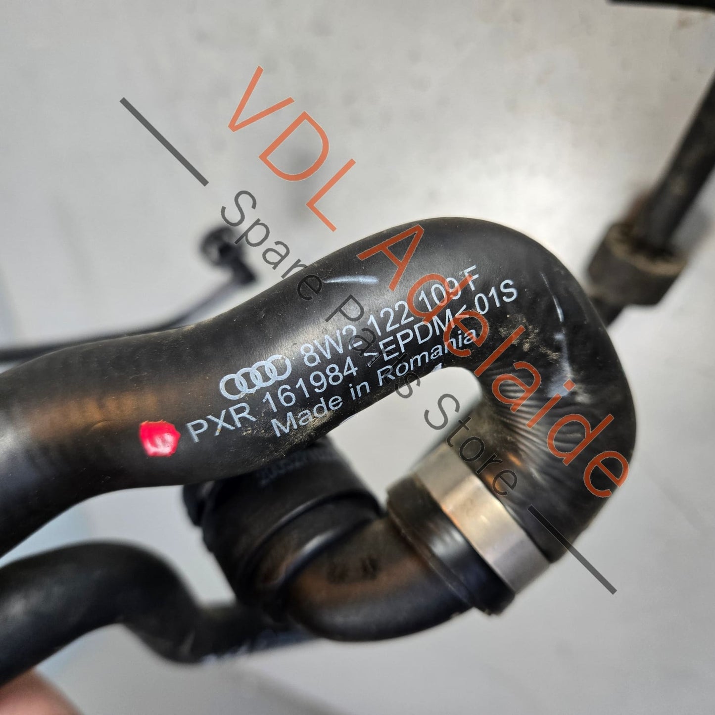 8W2121123B 8W2122109F Audi S4 S5 B9 Coolant Tank Hose Pipe 8W2122109F 8W2121123B