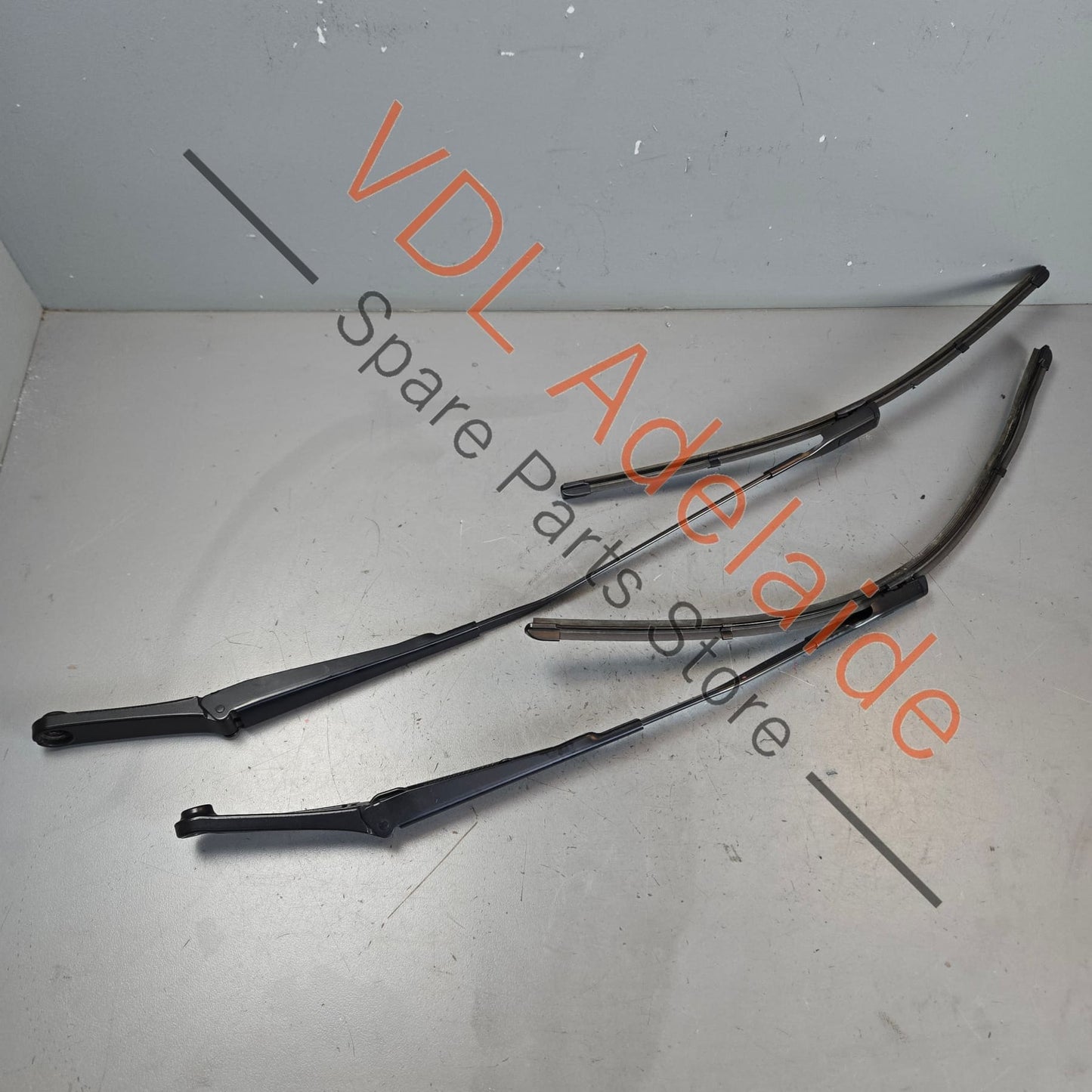 8W2998002 8W2955407 8W2955408 Audi A4 A5 Windscreen Wiper Arm Set Left & Right 8W2955407 8W2955408 8W2998002