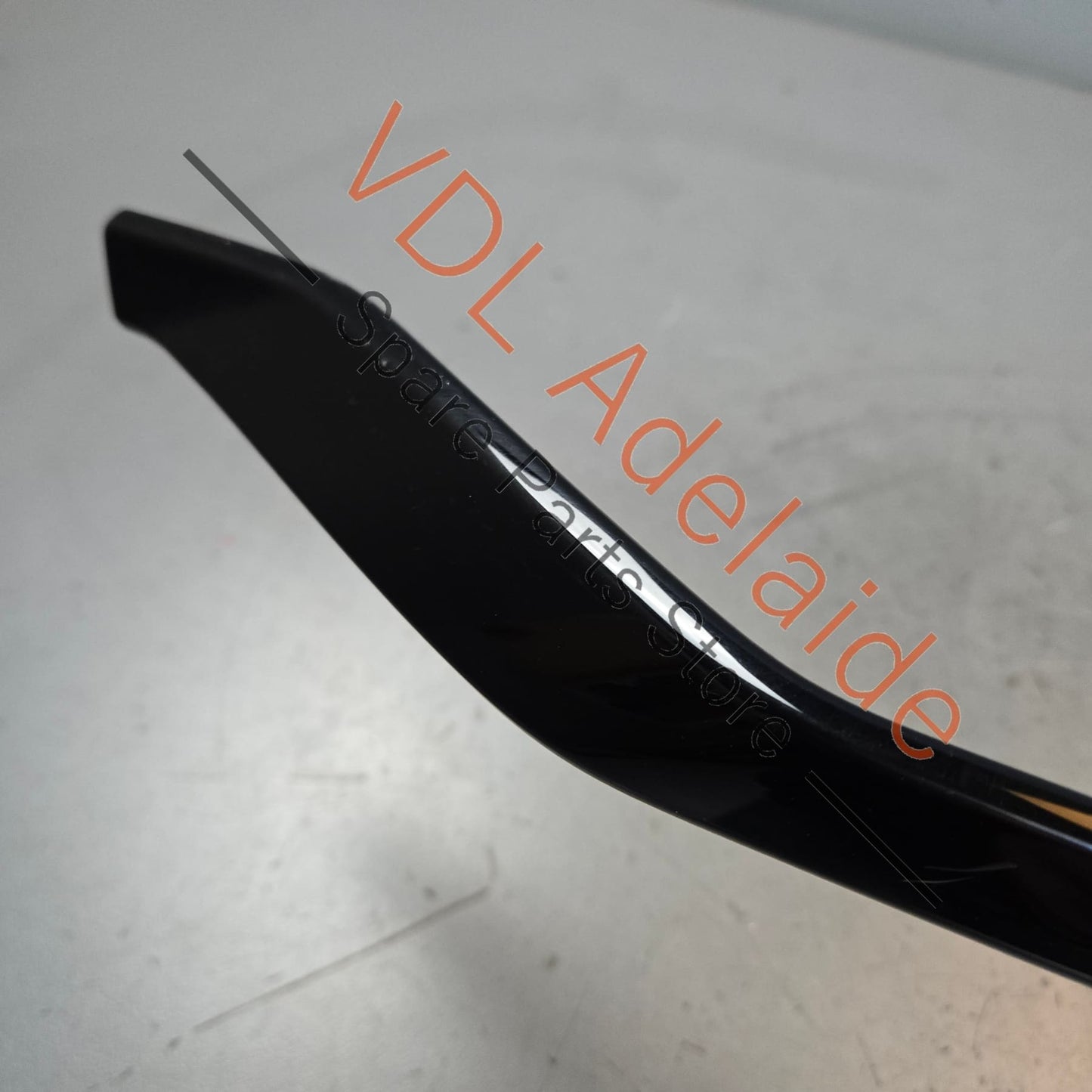 8W6853555T94 706541130300 Audi S5 B9 F5 Rear Left Bumper Gloss Black Trim Insert 8W6853555 T94 706541130300