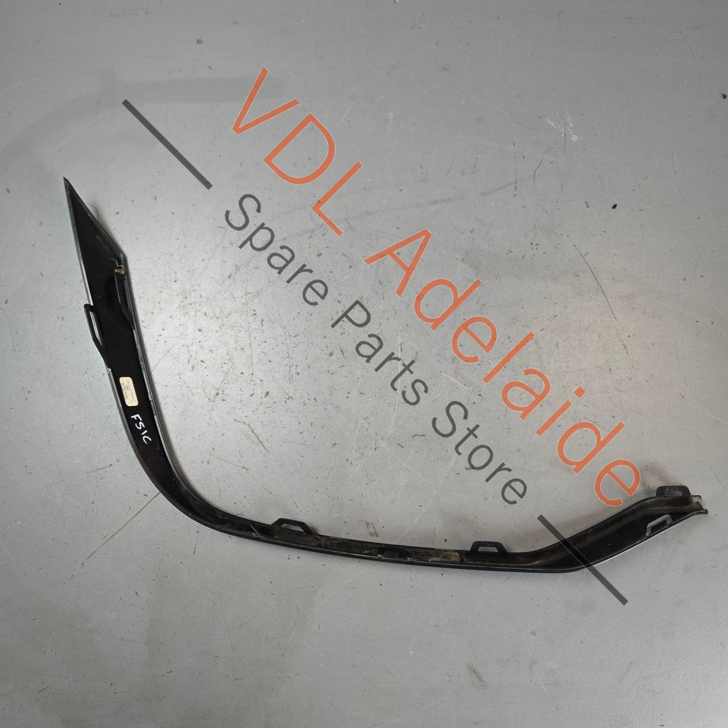 8W6853555T94 706541130300 Audi S5 B9 F5 Rear Left Bumper Gloss Black Trim Insert 8W6853555 T94 706541130300