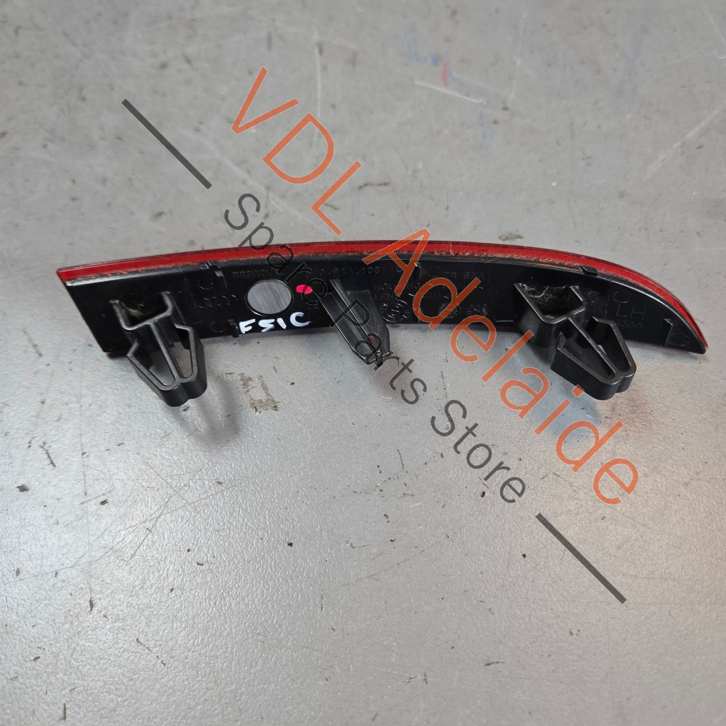 8W0945105AC Audi A4 S4 RS4 A5 S5 RS5 B9 Left Outer Rear Bumper Reflector 8W0945105AC