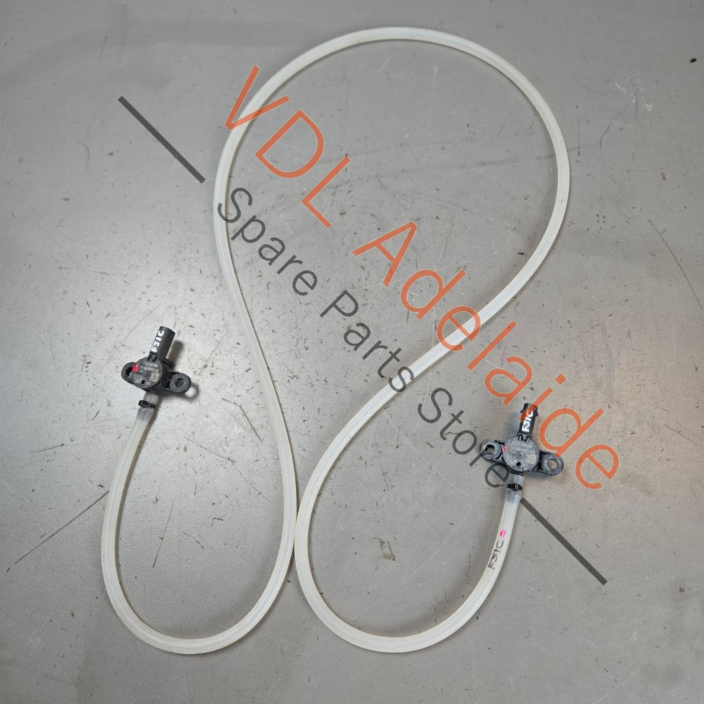 8W0959121F Audi A5 S5 A4 S4 Front Bumper Pressure Hose Sensor for Pedestrian Protection Airbag SRS 8W0959121F