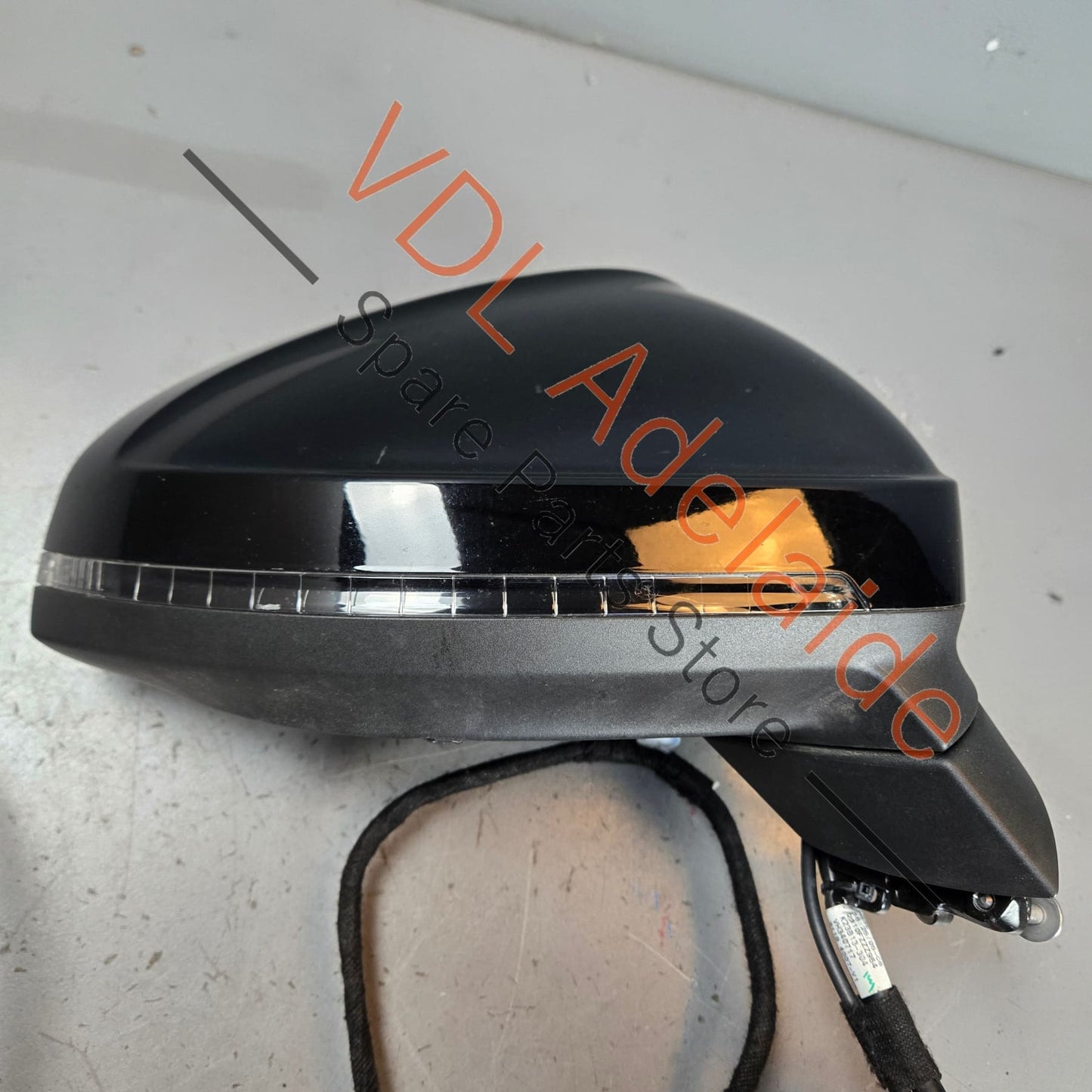 8W0857536H 8W6857410CB9B9 8W0949102A 5Q0980546A Audi A5 S5 RS5 B9 Right Power Folding Exterior Mirror w Camera & Lane Assist Complete 8W6857410CB 9B9 8W0857536H 5Q0980546A