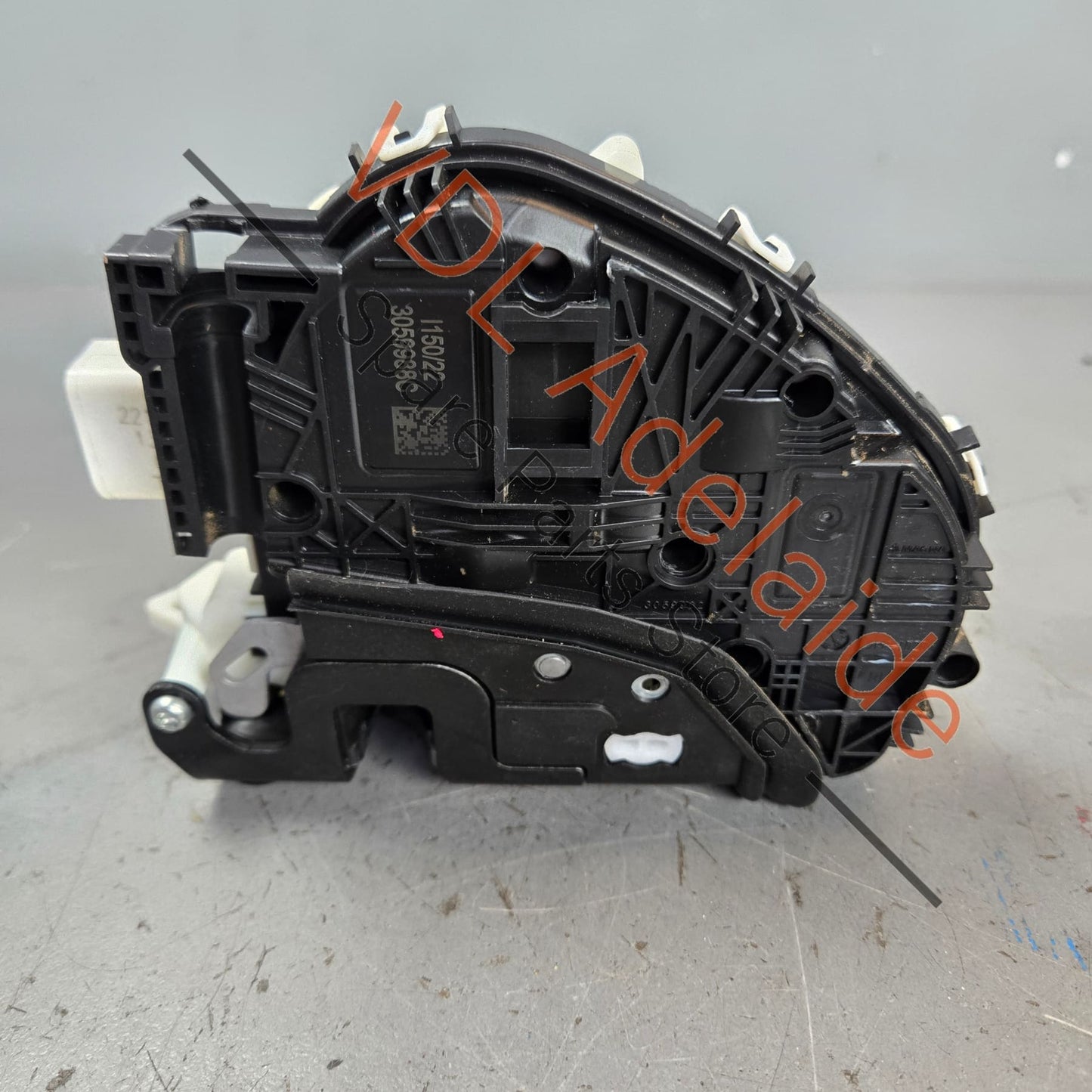 8X2837016E Audi A5 S5 RS5 B9 F5 Front Right Door Lock 8X2837016E