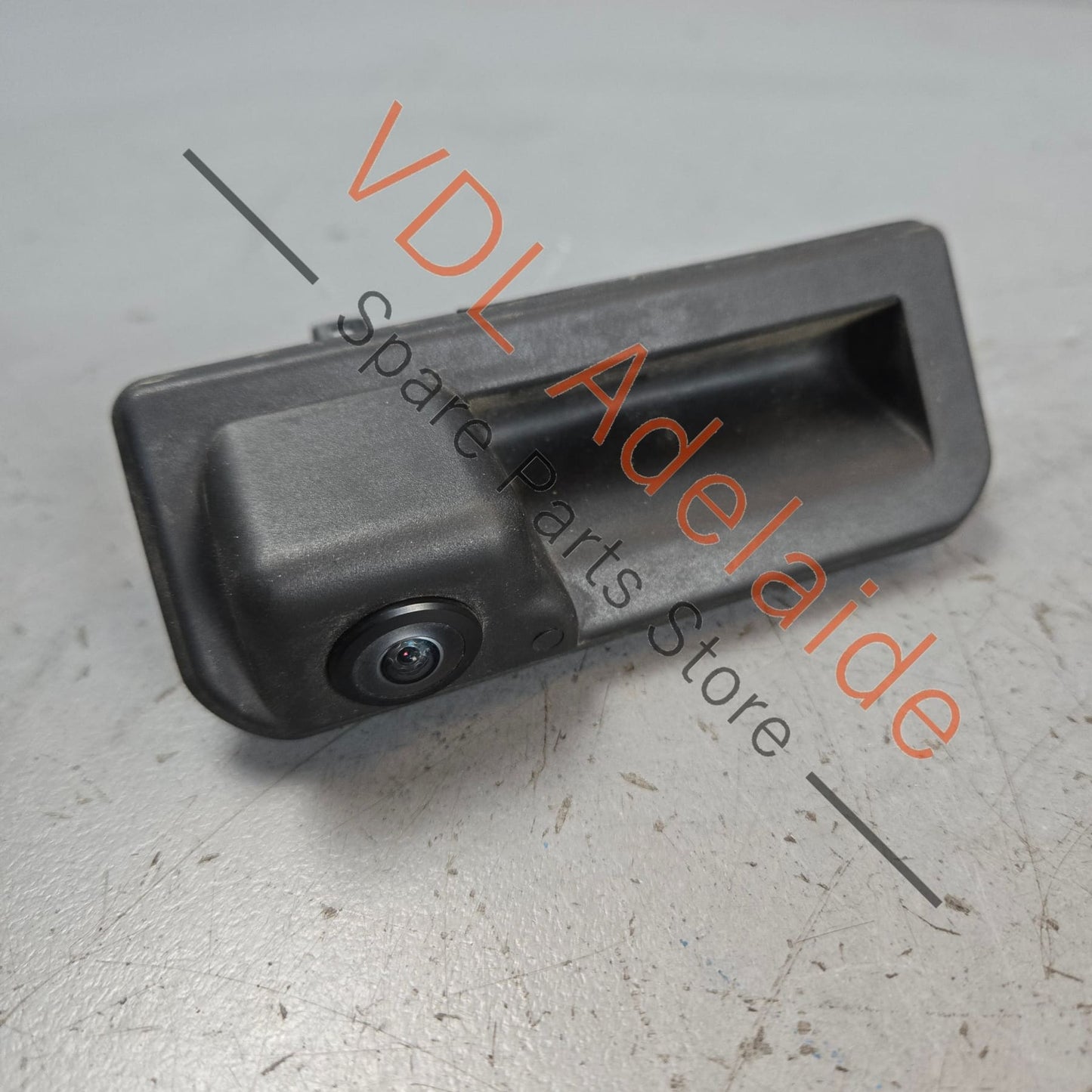 8W8827566A Audi Q3 A5 Boot Trunk Open Button with Camera 8W8827566A