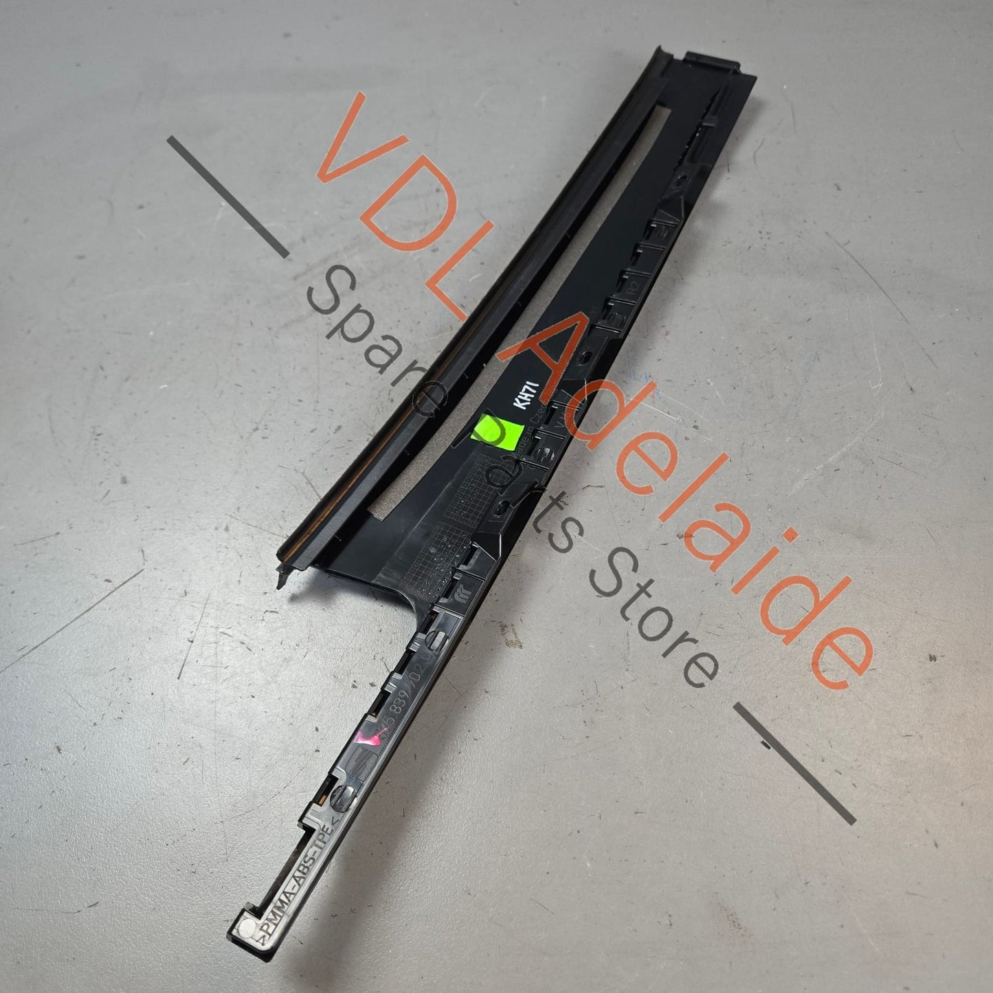 575839902 575839902B041 Cupra Ateca Rear Right Door Exterior B Pillar Trim Gloss Black 575839902B 041
