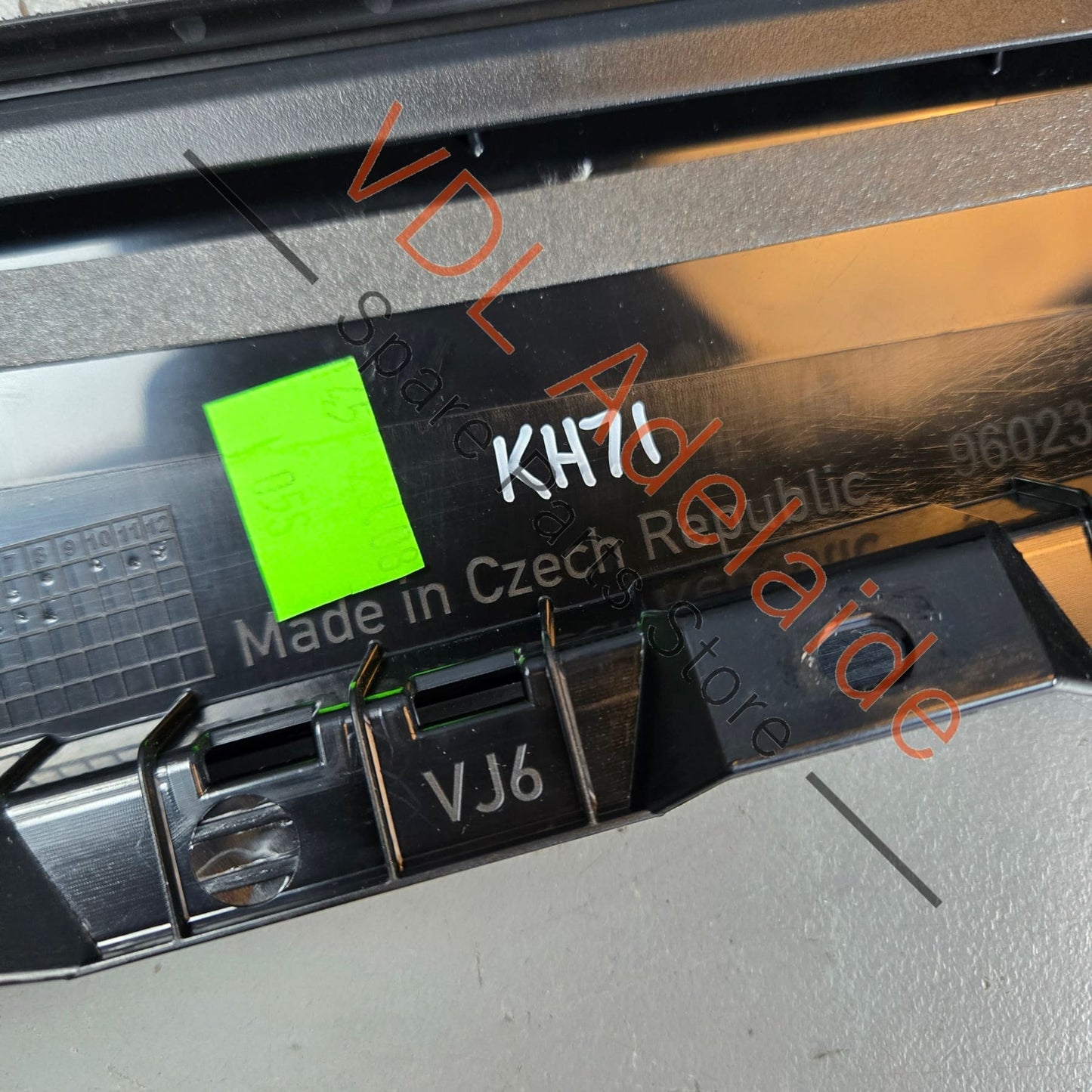 575839902 575839902B041 Cupra Ateca Rear Right Door Exterior B Pillar Trim Gloss Black 575839902B 041