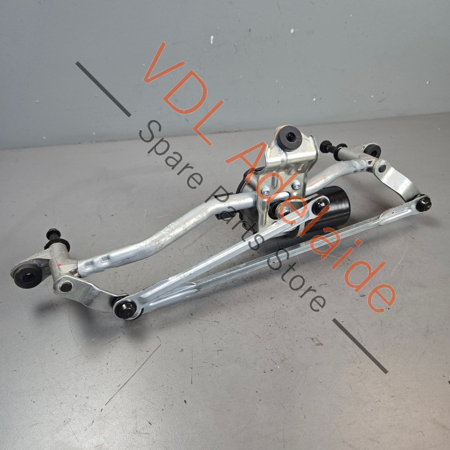 577955113A 577955023B Cupra Ateca Front Windscreen Wiper Motor & Linkages 577955113A 577955023B