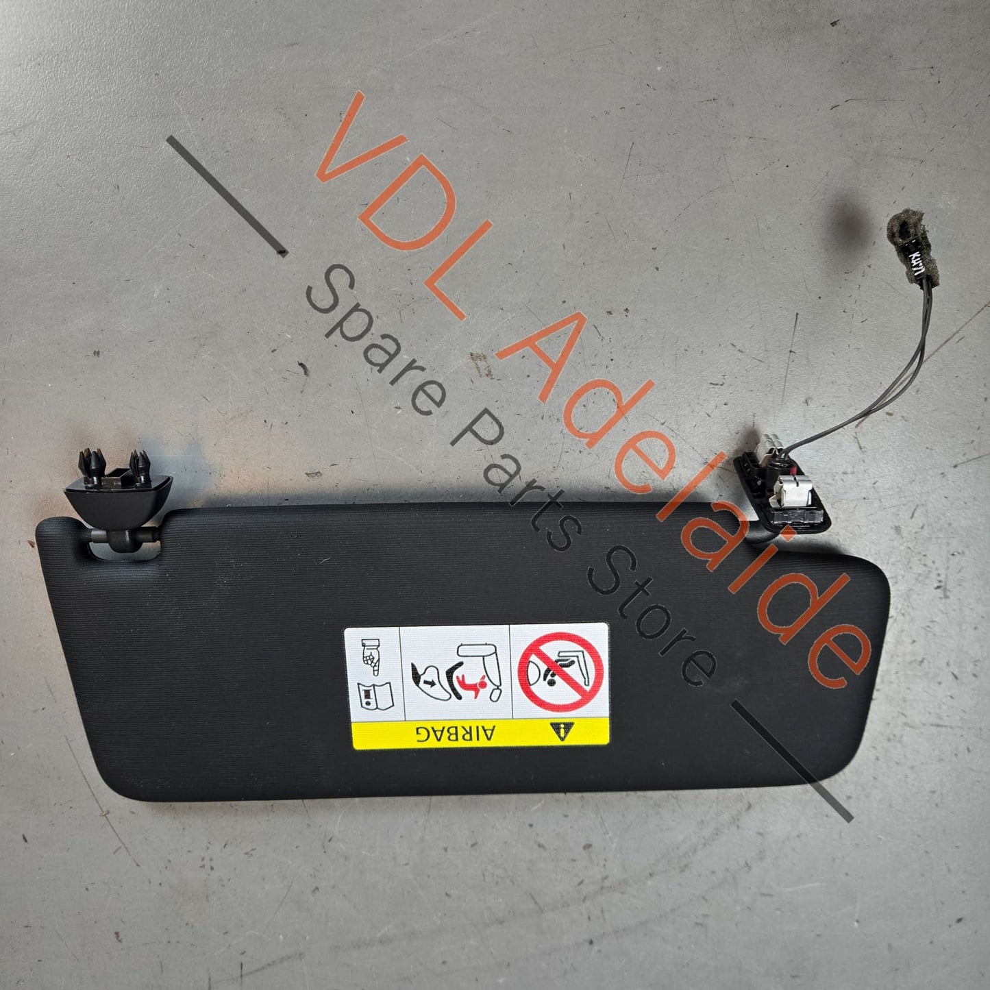 5G0857551AS3H8 5G0857551AS Cupra Ateca Left Sun Visor 5G0857551AS 3H8 Illuminated with mirror Black