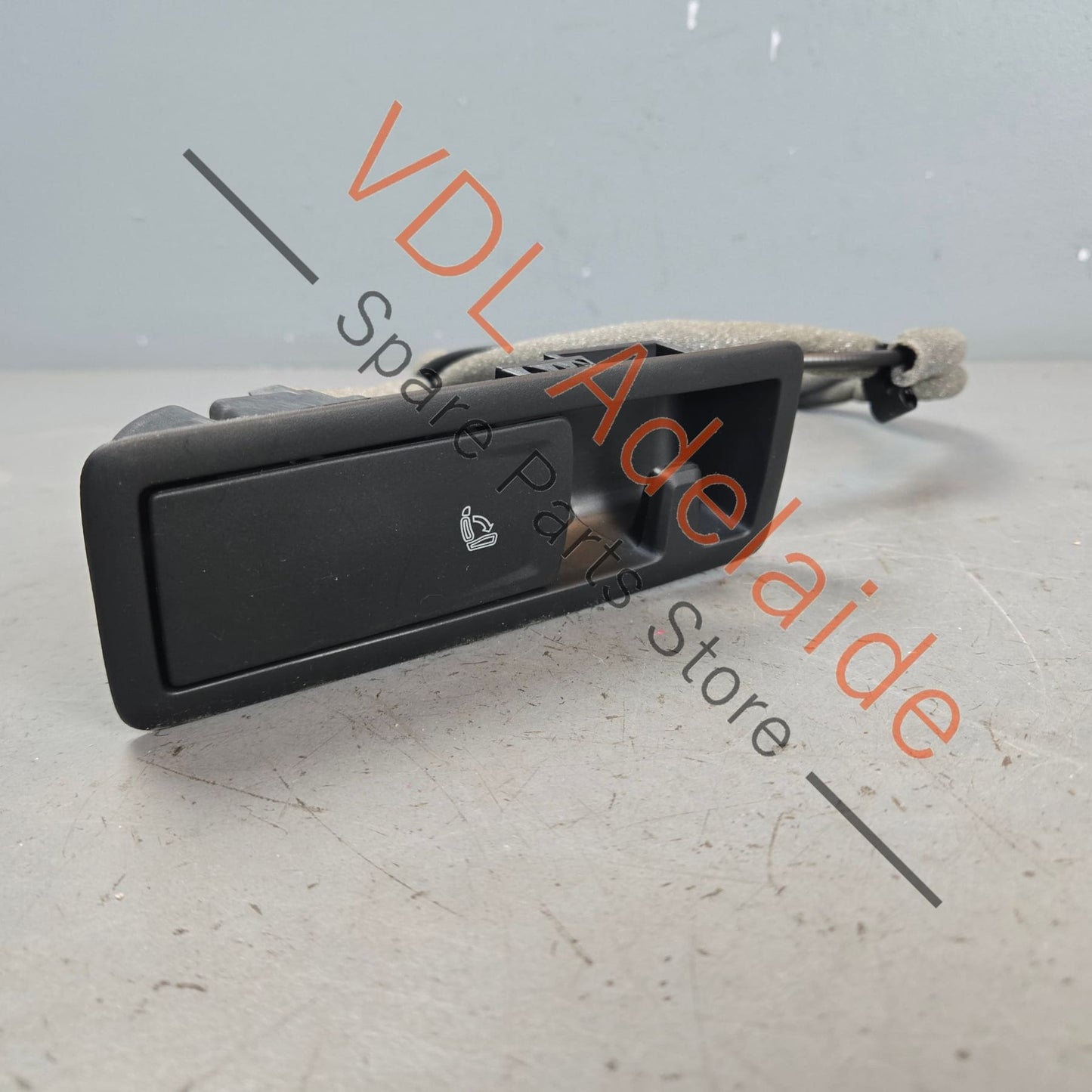 5H0885671 575885591C VW Cupra Ateca Rear Seat Remote Release Handle Flip Fold Down Left 575885591C 5H0885671