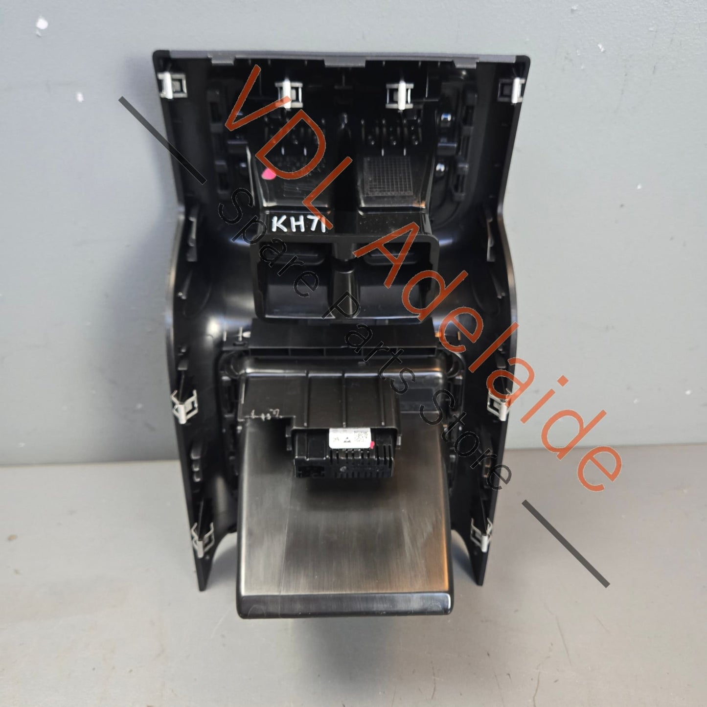 575819203AZMA 575864298F Cupra Ateca Rear Passenger Air Vent & Cover Trim Interior 575819203A ZMA