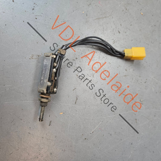 Original Datsun 1600 510 Intermittent Wiper and Windscreen Washer Switch 1969-1972