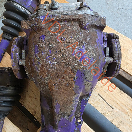 Datsun R180 720 Ute Differential Diff 4.875 Ratio Open wheel with half shafts