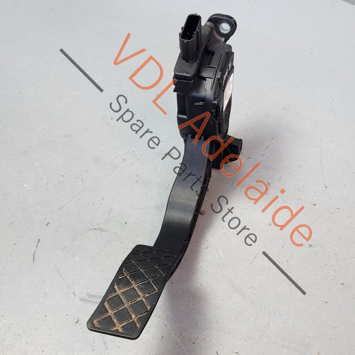 8K1723523A Audi A4 B8 8K Accelerator Pedal With Electronic Module 8K1723523A