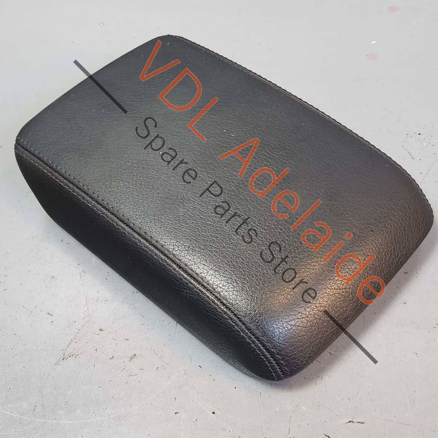 8K0864207G38M 8K0864207G Audi A4 B8 8K Centre Console Armrest Lid Cover Soul Black Leatherette 8K0864207G
