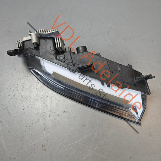 971953042F 971953042D 971953042BF Porsche Panamera Additional Headlight Indicator Right 971953042F 971953042D 971953042BF