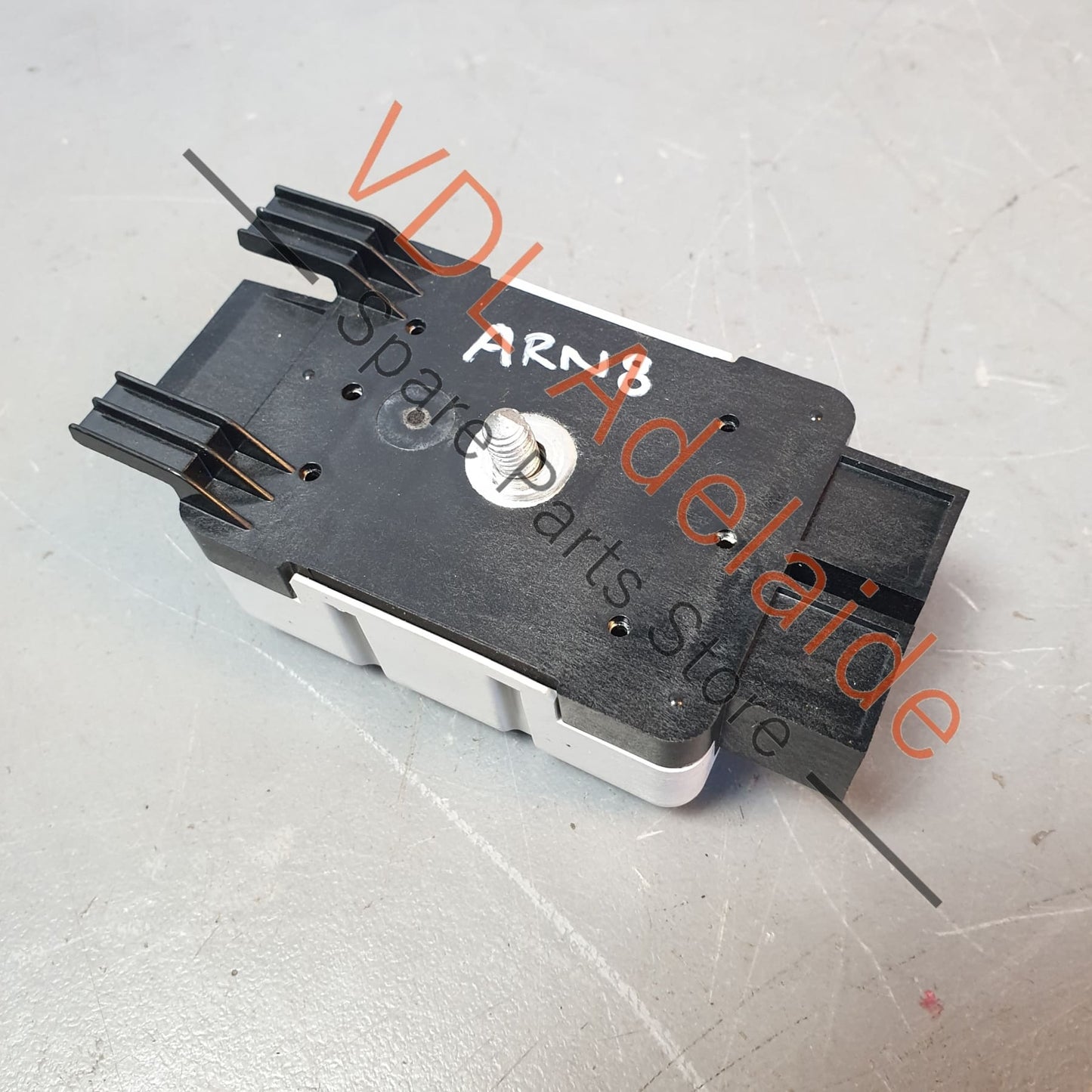 VW Golf Mk7 Disturbance Suppressor for AM Radio 5Q0035570