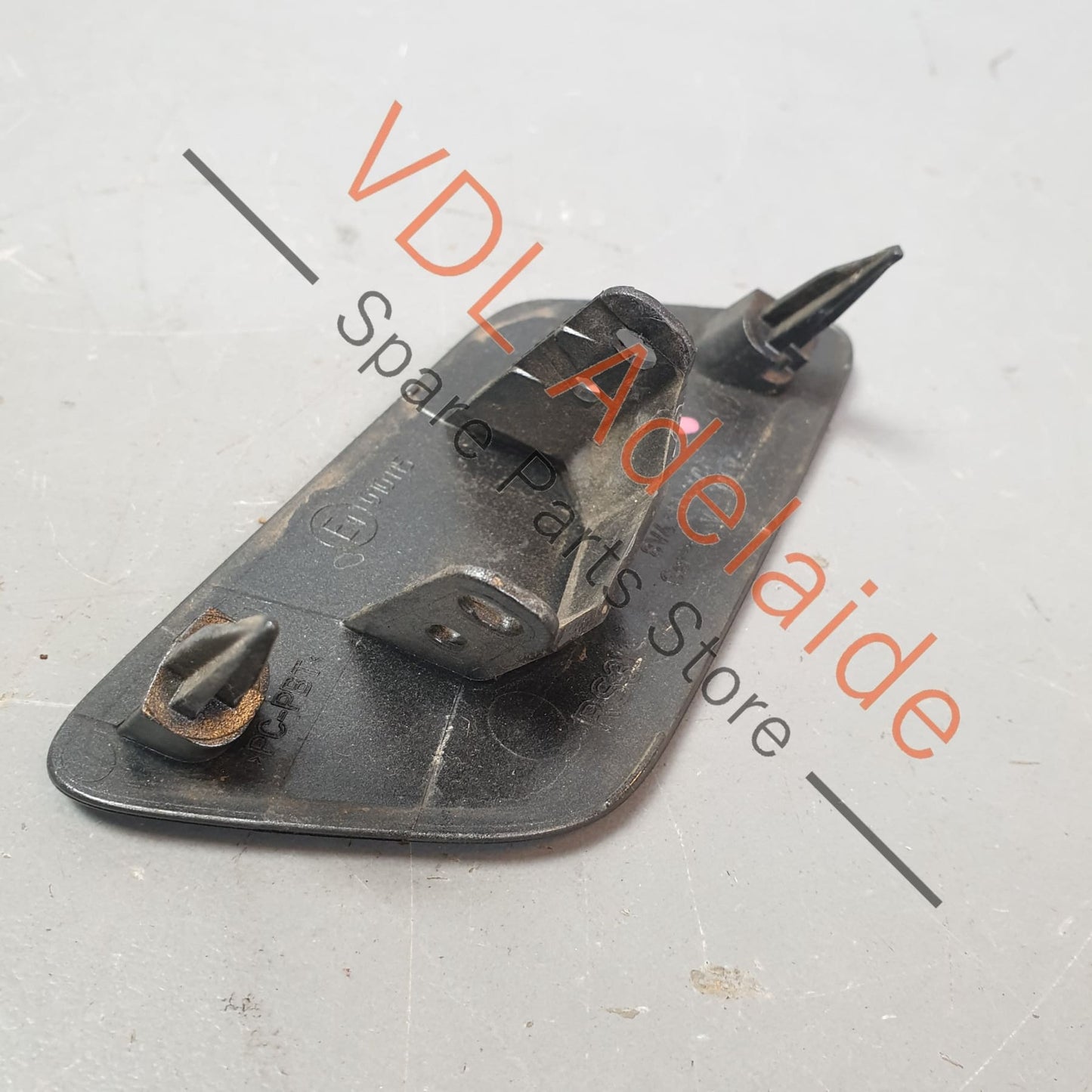 Audi RS3 8V Left Side Headlight Washer Cover Cap 6Y Z7S 8V4955275