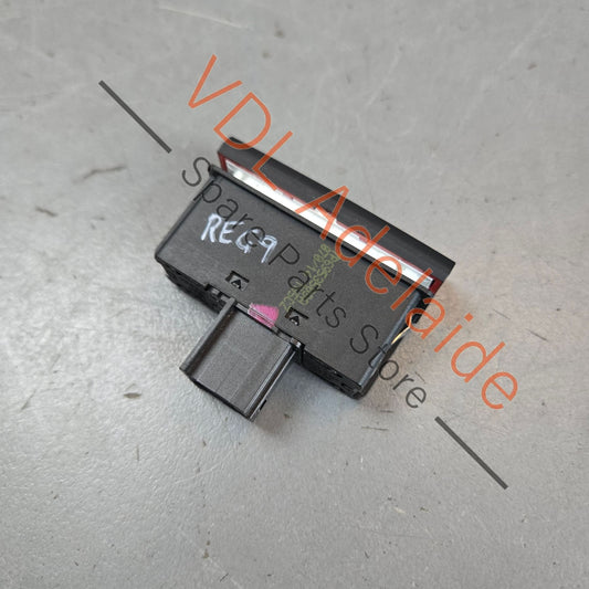 7P6953509A VW Touareg 7P Emergency Hazard Light Switch 7P6953509A