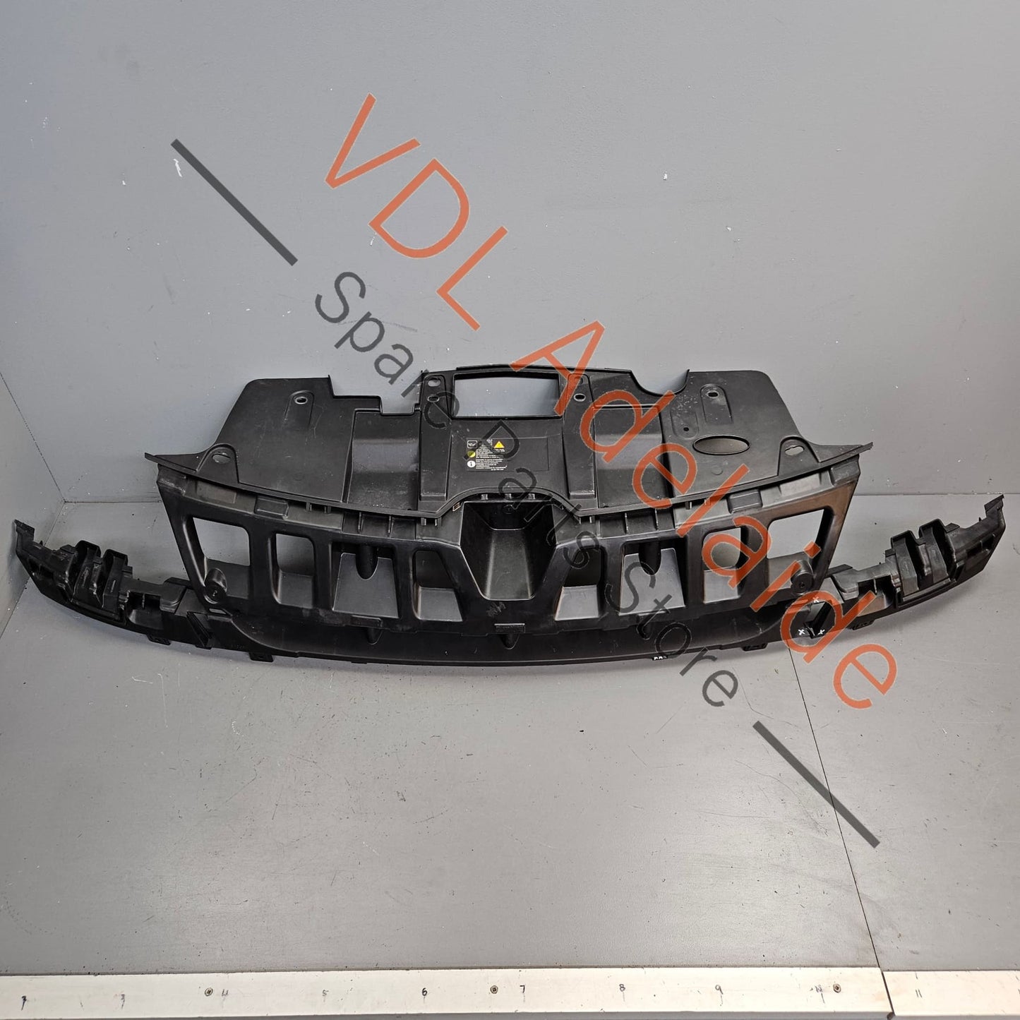 620229553R Renault Megane RS250 Front Bumper Backing Mounting Bracket Radiator Trim with ECU Vent Hole