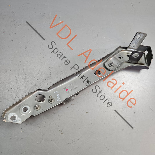 625125608R    Renault Megane MK3 RS250 Front Right Radiator Support Bracket 625125608R