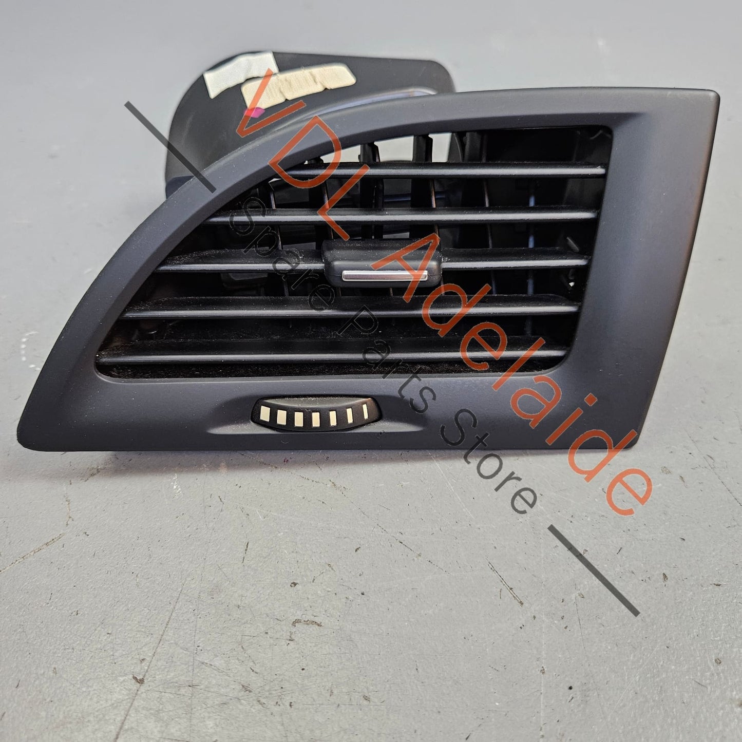 687600979R Renault Megane 3 Right Side Dashboard Air Vent for AC 687600979R for RHD