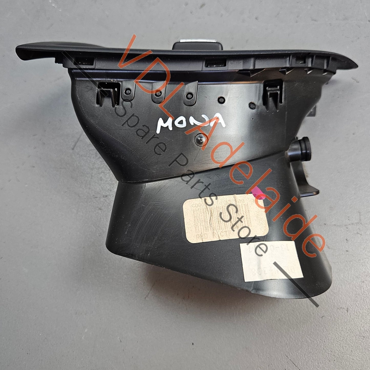 687600979R Renault Megane 3 Right Side Dashboard Air Vent for AC 687600979R for RHD