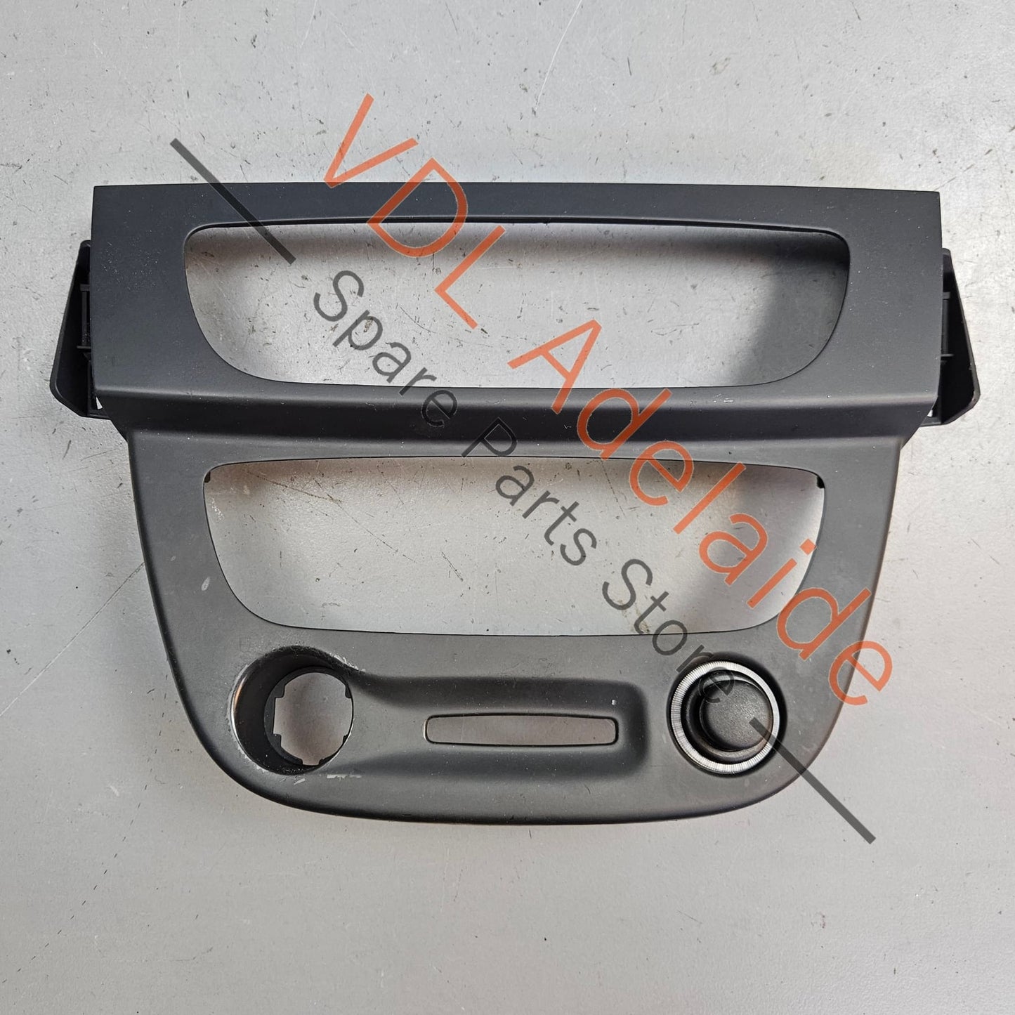 682600020R Renault Megane 3 RS265 Centre Dash Climate Audio Surround Fascia 682600020R