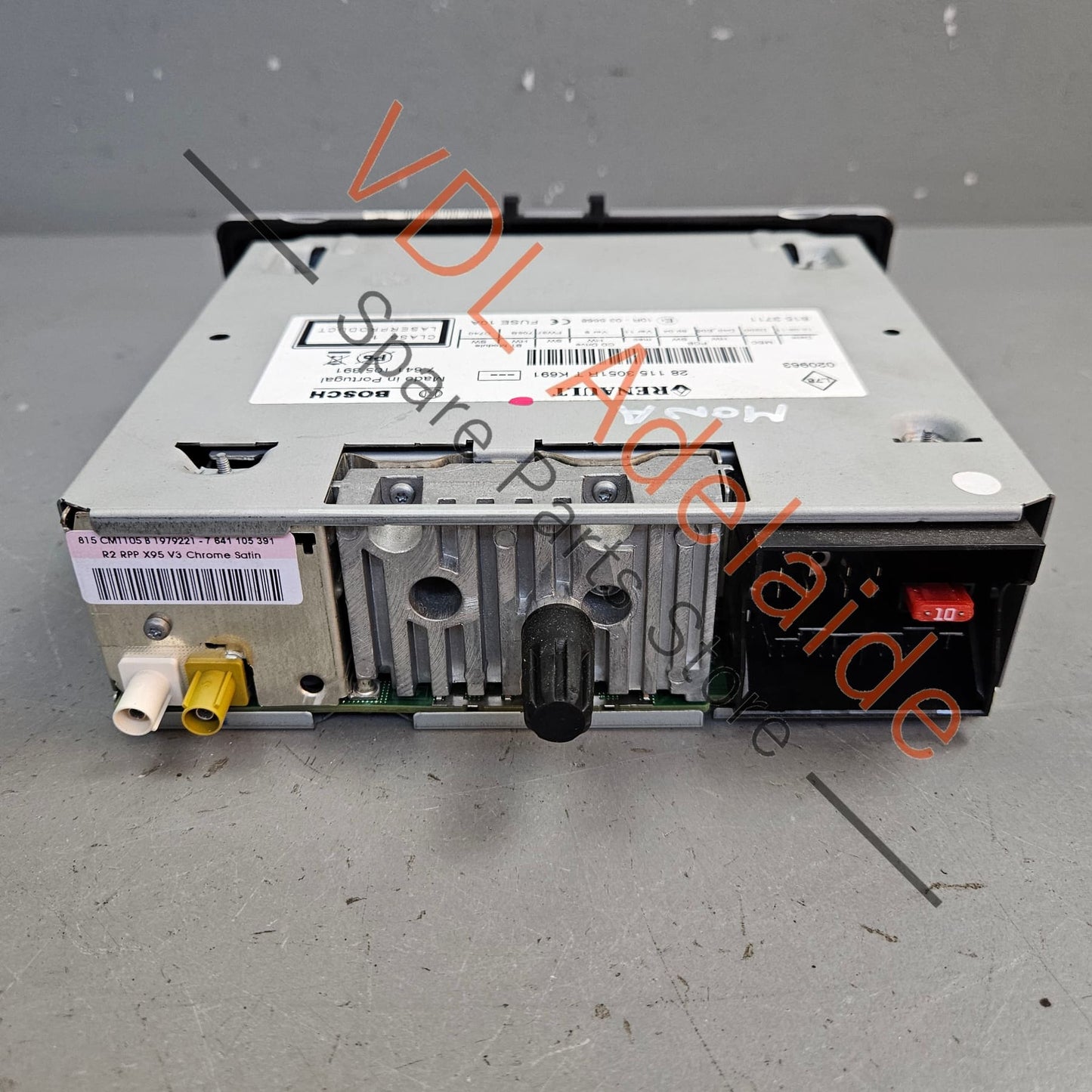 281153051R Renault Audio CD Radio Player Stacker Unit 281153051R