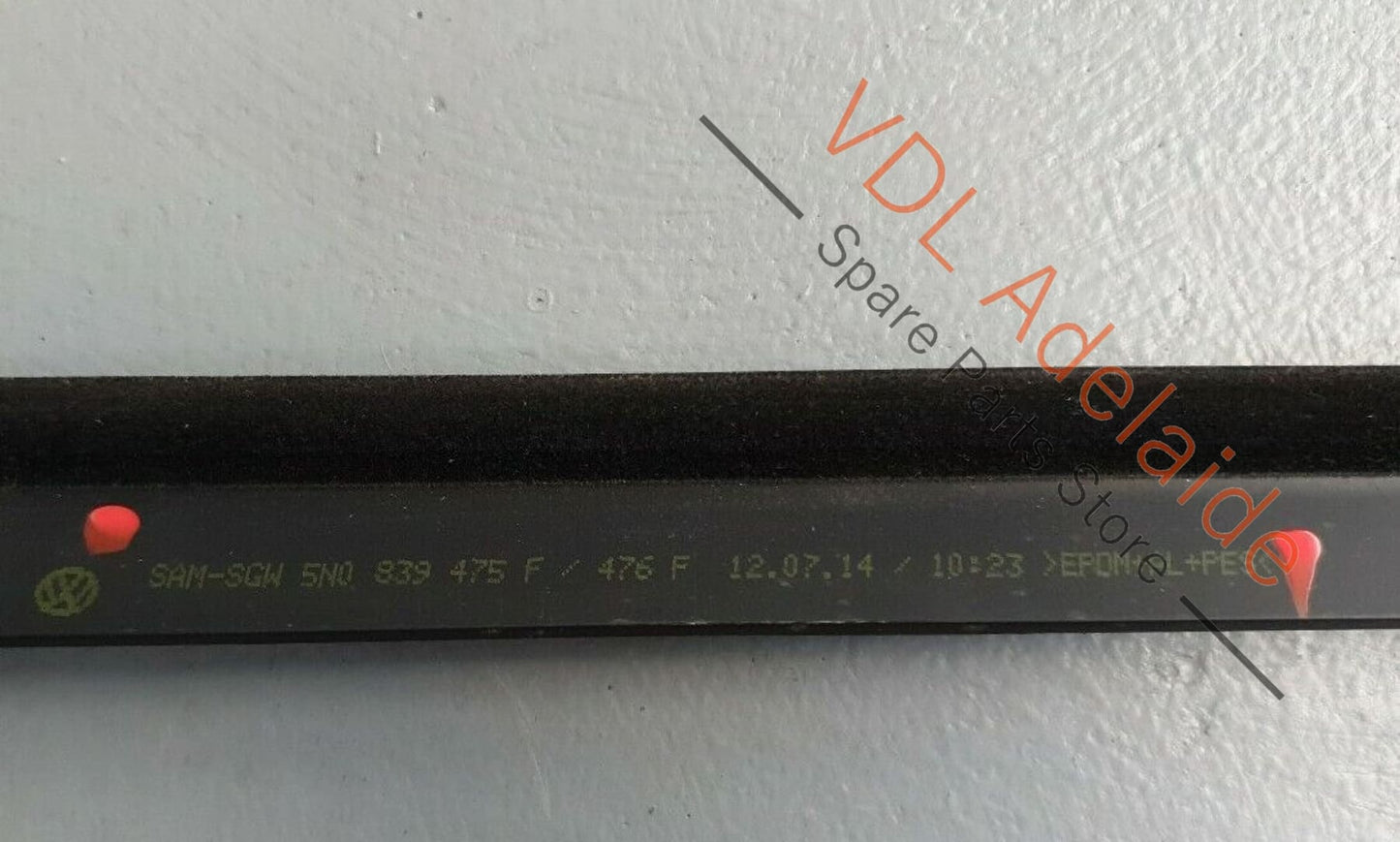VW Tiguan R 5N Left Rear Window Door Chrome Trim Molding Weather Strip Seal JES 5N0839475D3Q7
