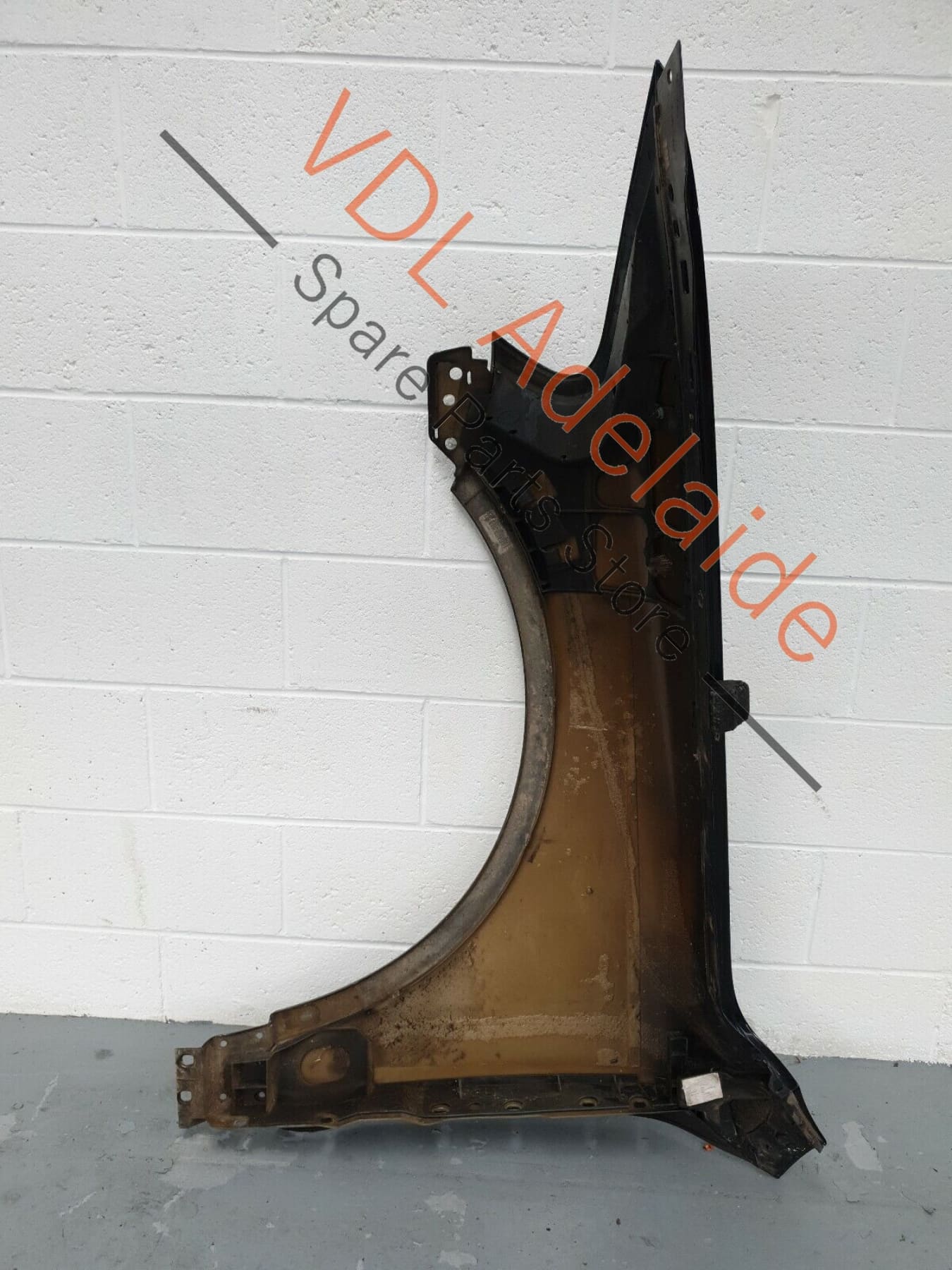 Volkswagen Touareg 7L Front Right Quarter Fender Mudguard Panel REG 7L6821102K