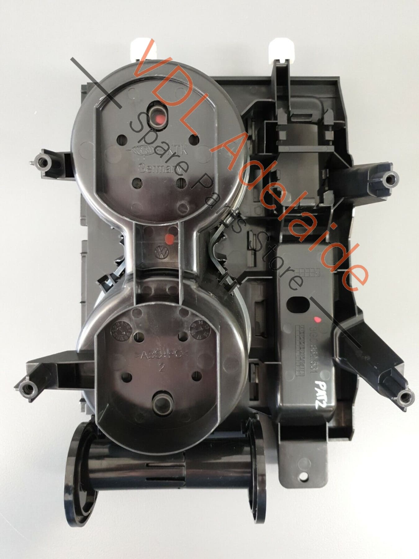 VW Passat B8 3G Variant Alltrack Centre Cup Holder Console Tray 3G0862531 PAT2 3G0862531