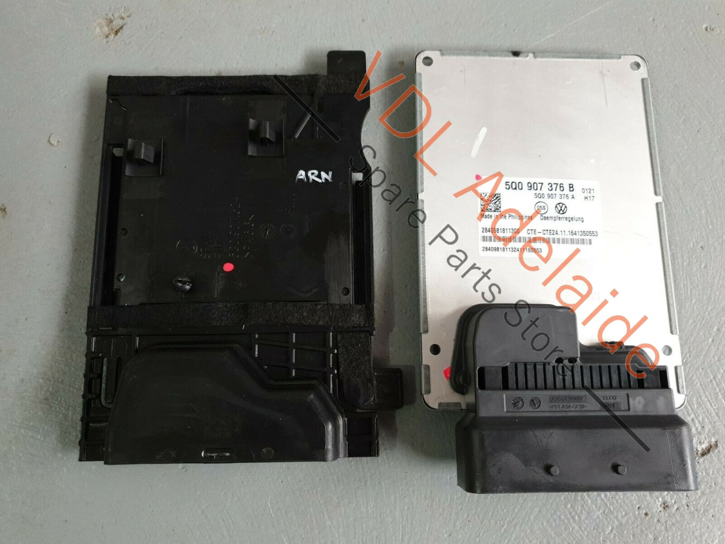VW Golf Mk7 Electronic Suspension Damper Control Module Unit 5Q0907376B ARN1 5Q0907376B